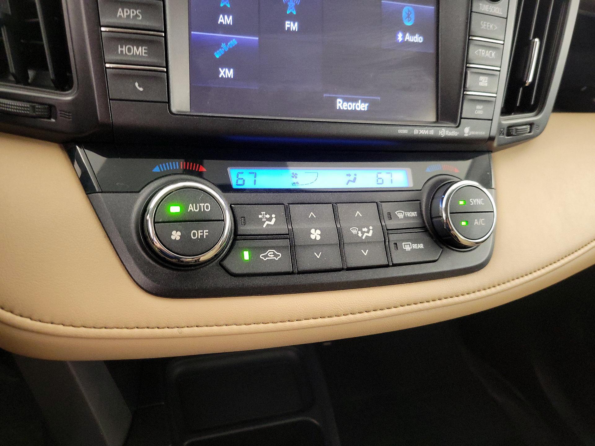 Thumbnail: 2016 Toyota RAV4 - 16