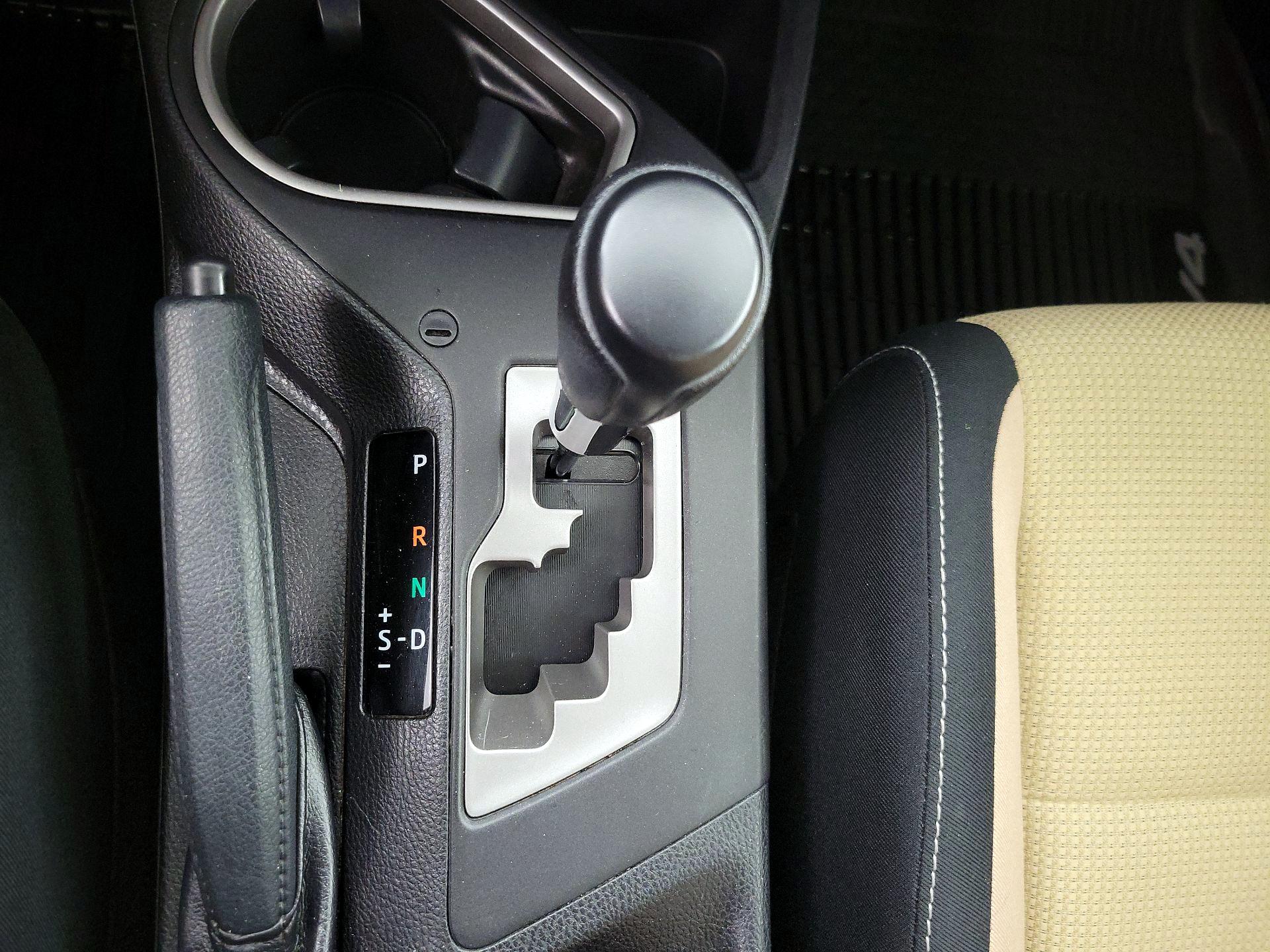 Thumbnail: 2016 Toyota RAV4 - 17