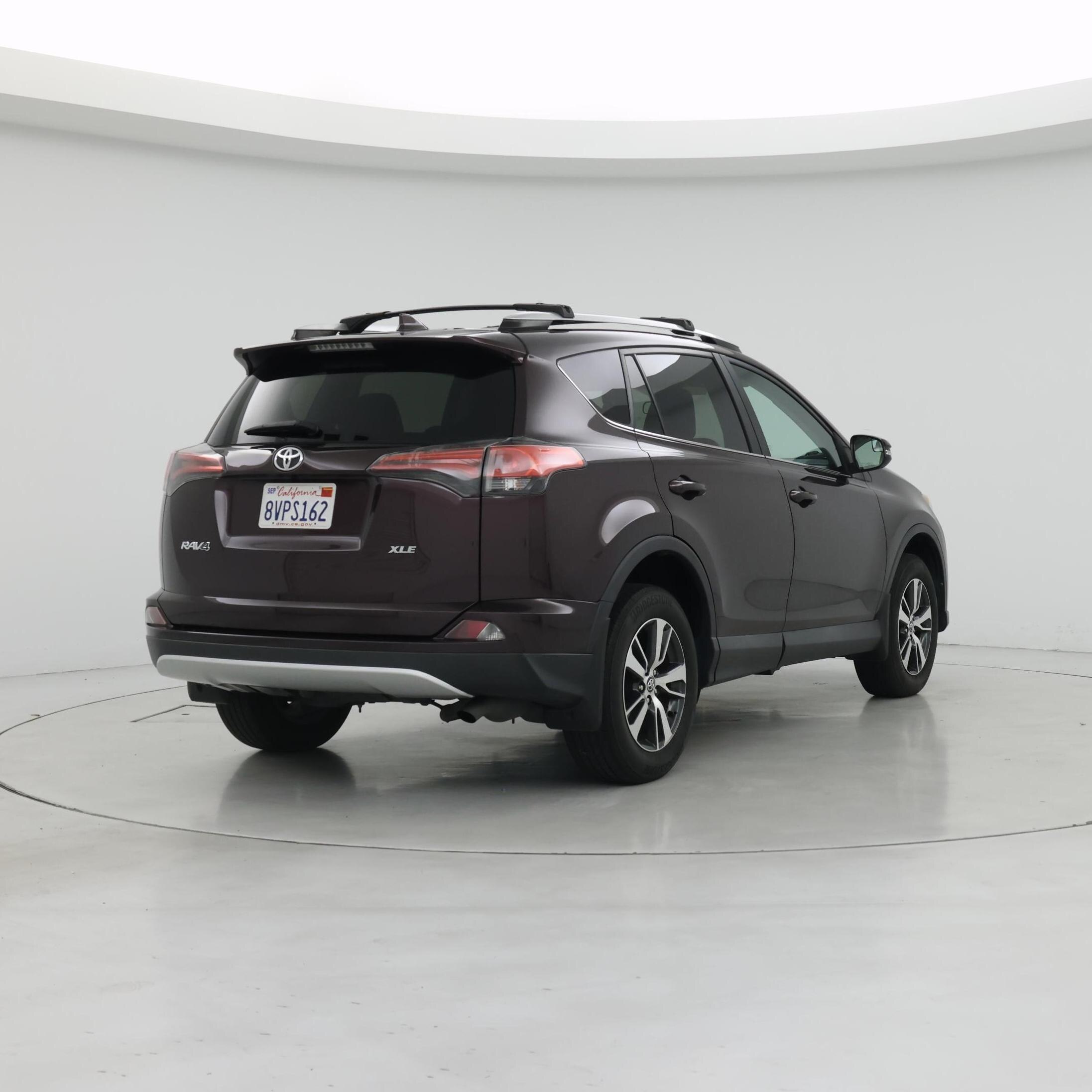 Thumbnail: 2016 Toyota RAV4 - 8