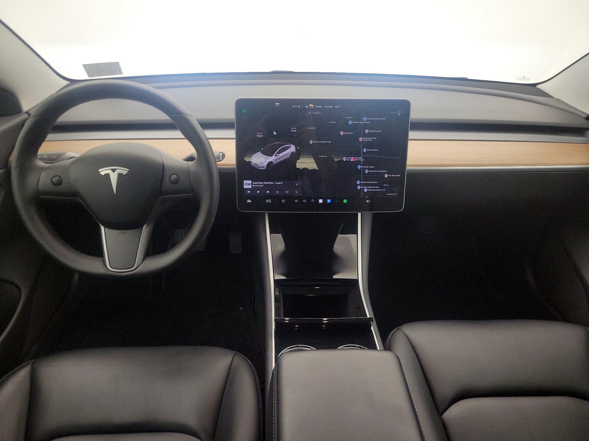 Thumbnail: 2020 Tesla Model 3 - 9