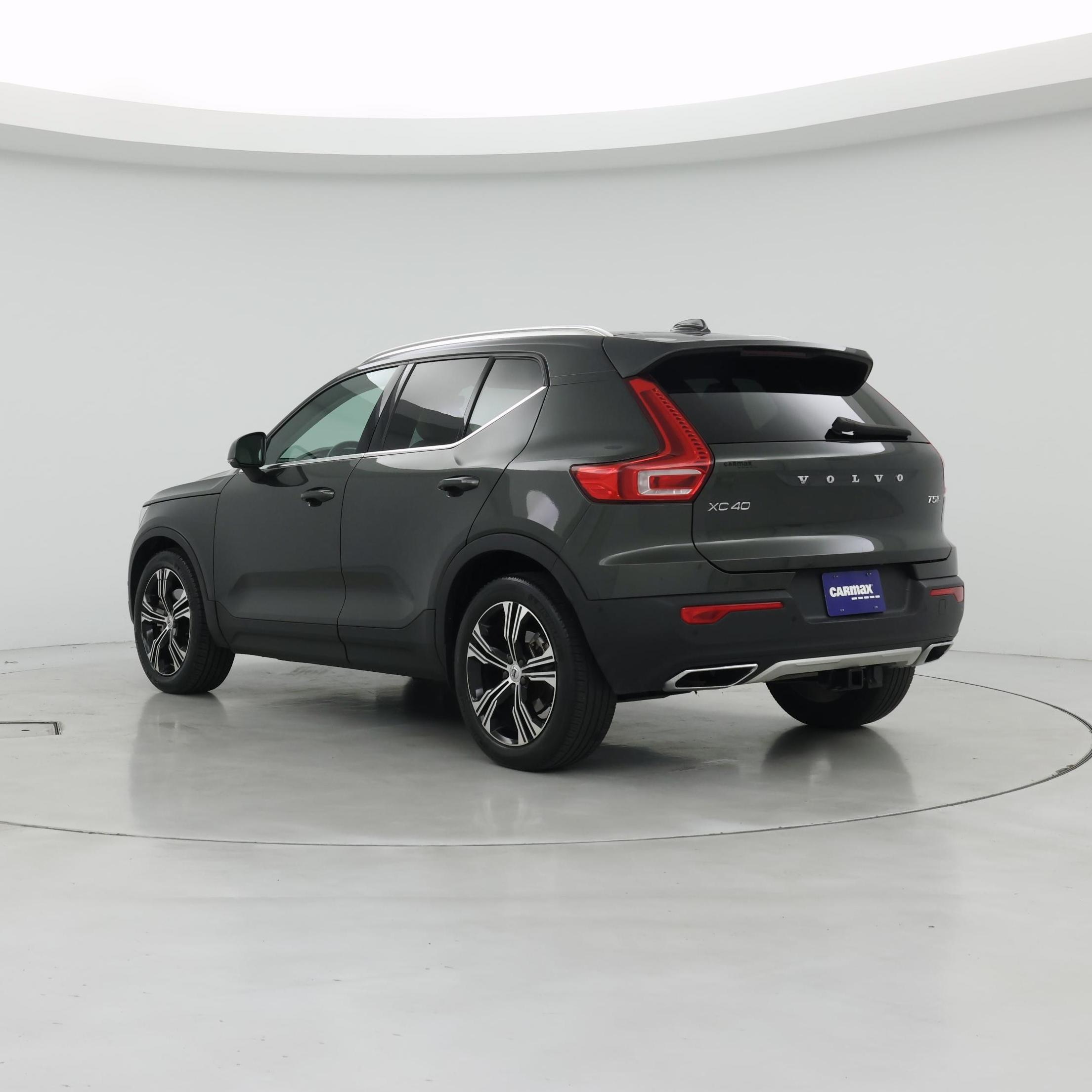 Thumbnail: 2019 Volvo XC40 - 2