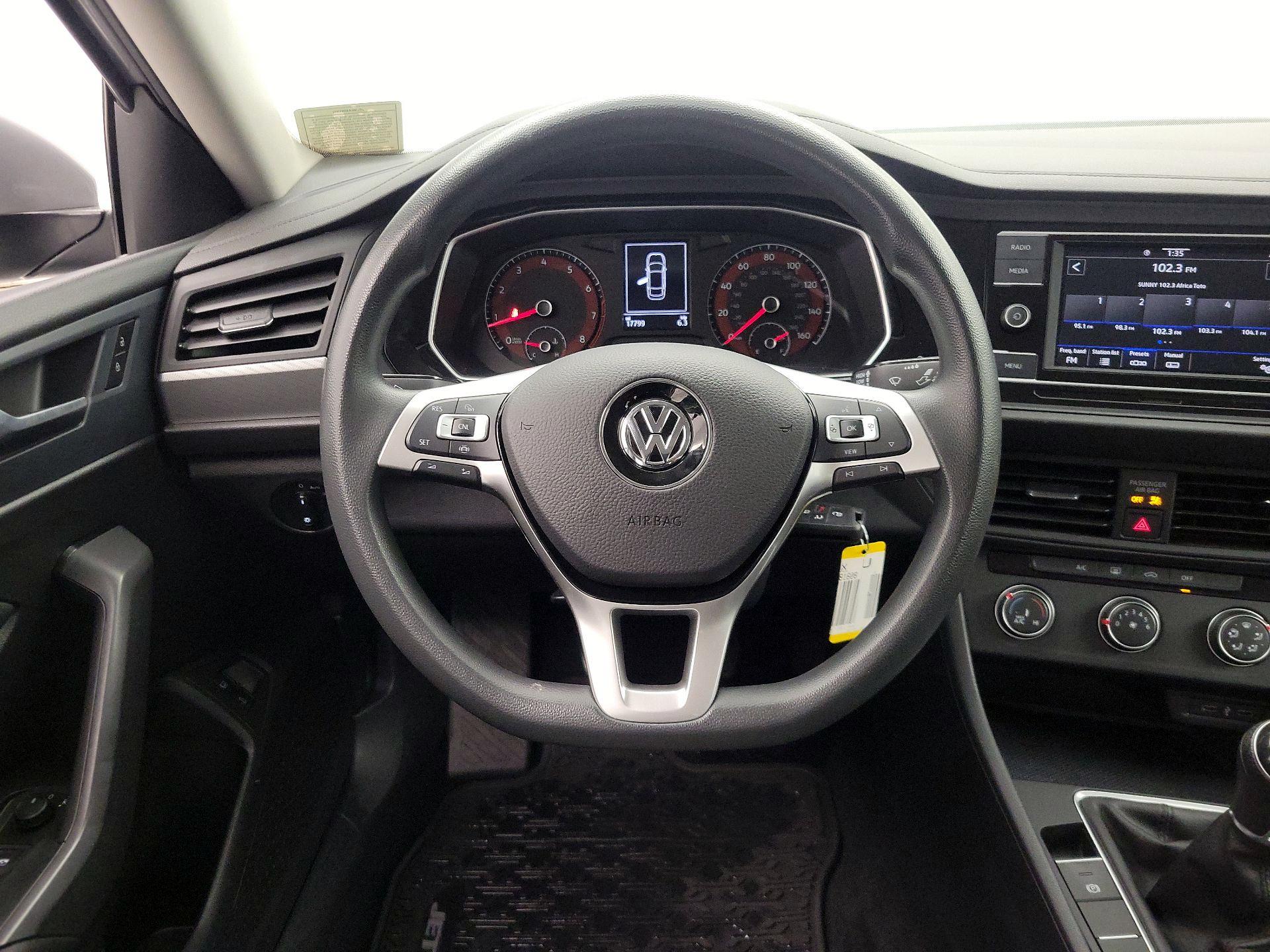 Thumbnail: 2020 Volkswagen Jetta - 10