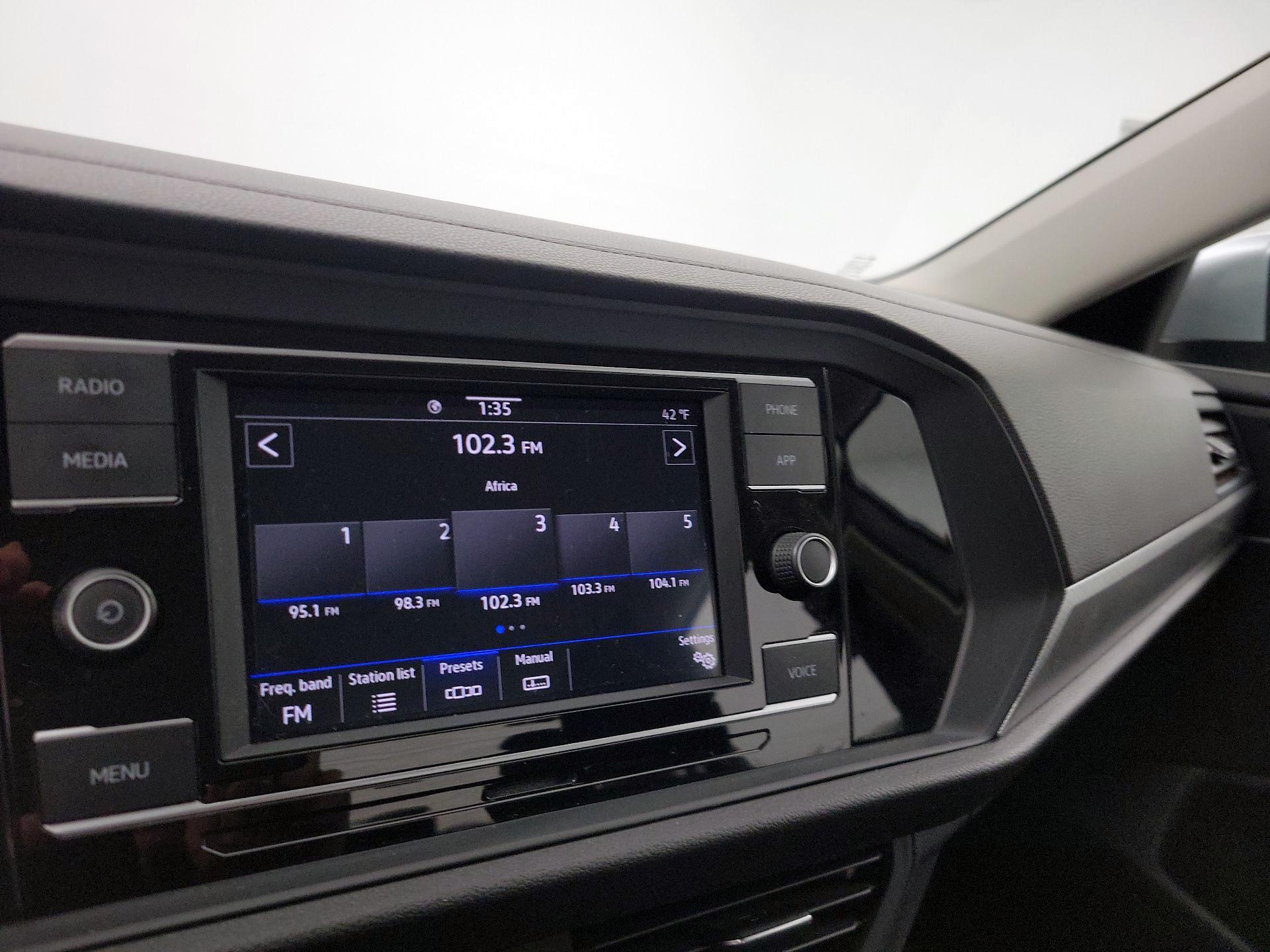 Thumbnail: 2020 Volkswagen Jetta - 15