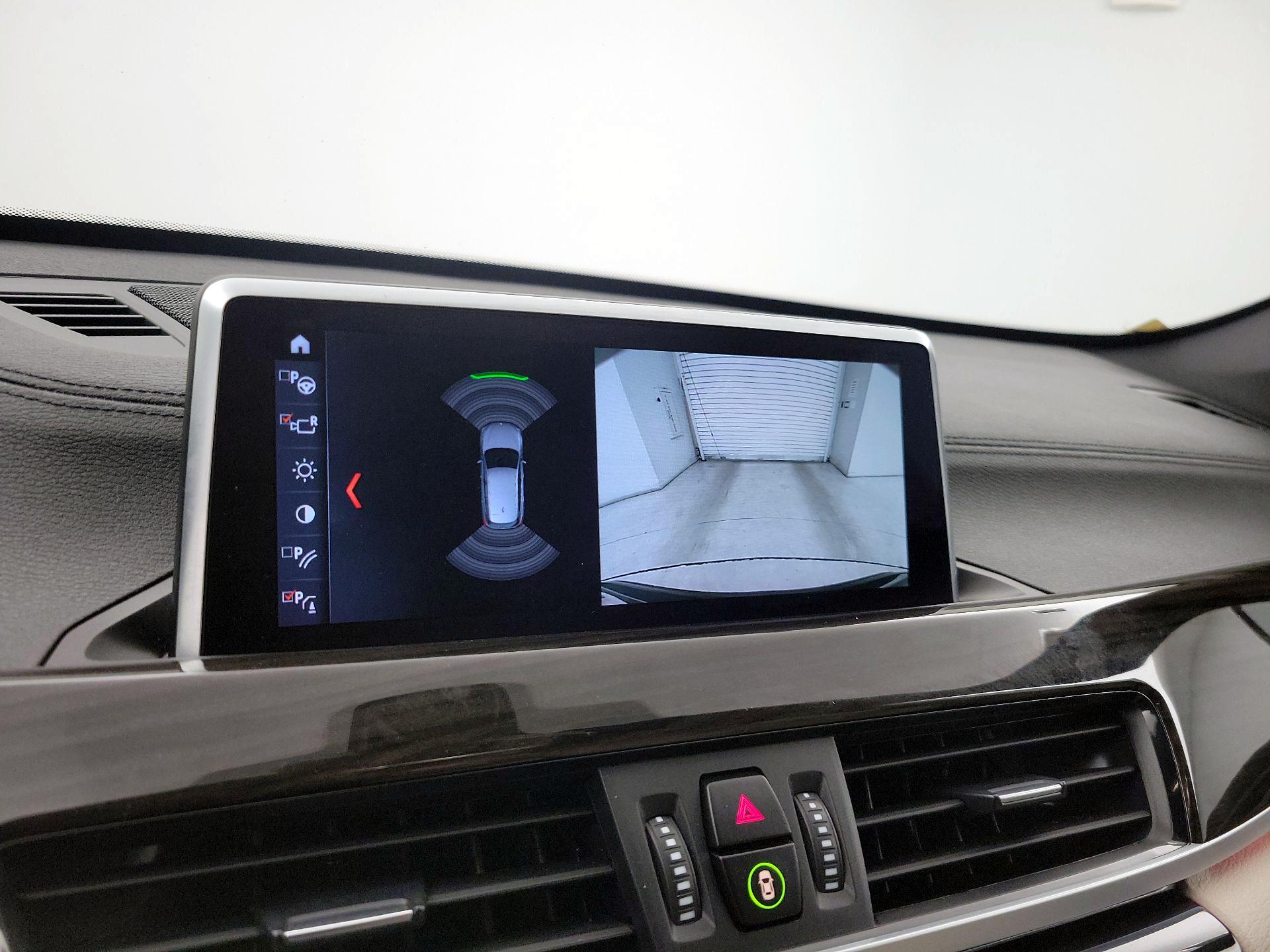 Thumbnail: 2021 BMW X1 - 15