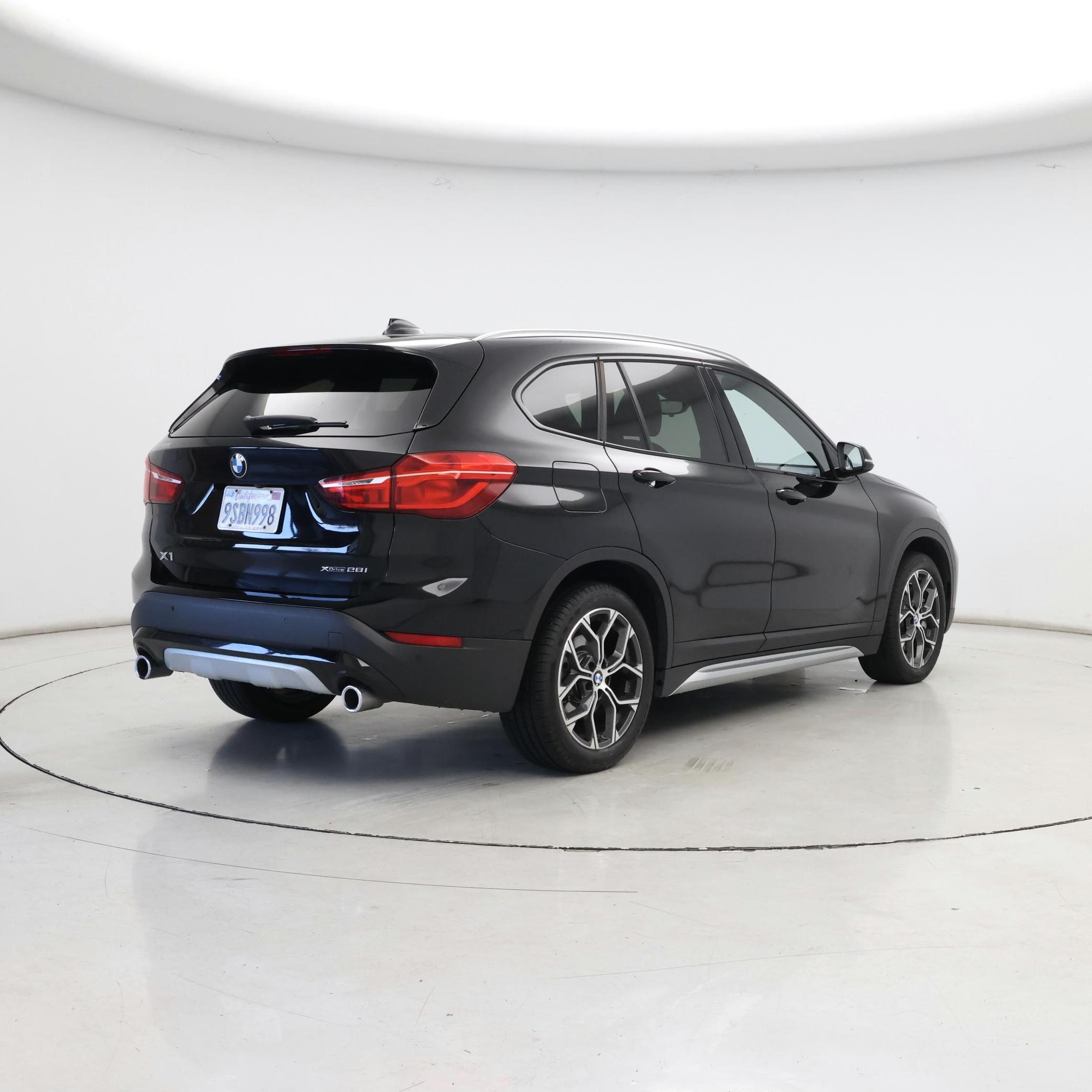 Thumbnail: 2021 BMW X1 - 8