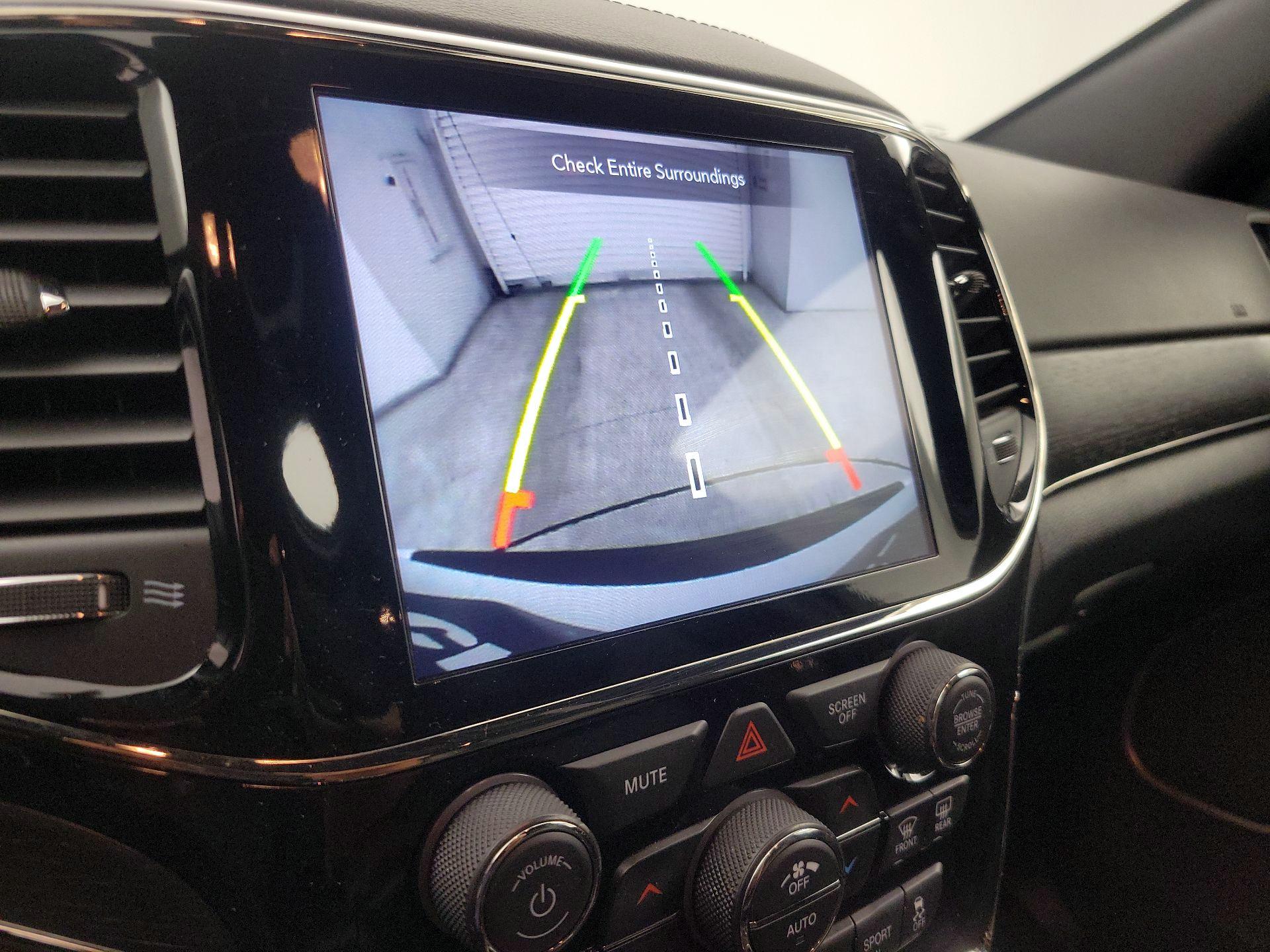 Thumbnail: 2021 Jeep Grand Cherokee - 15