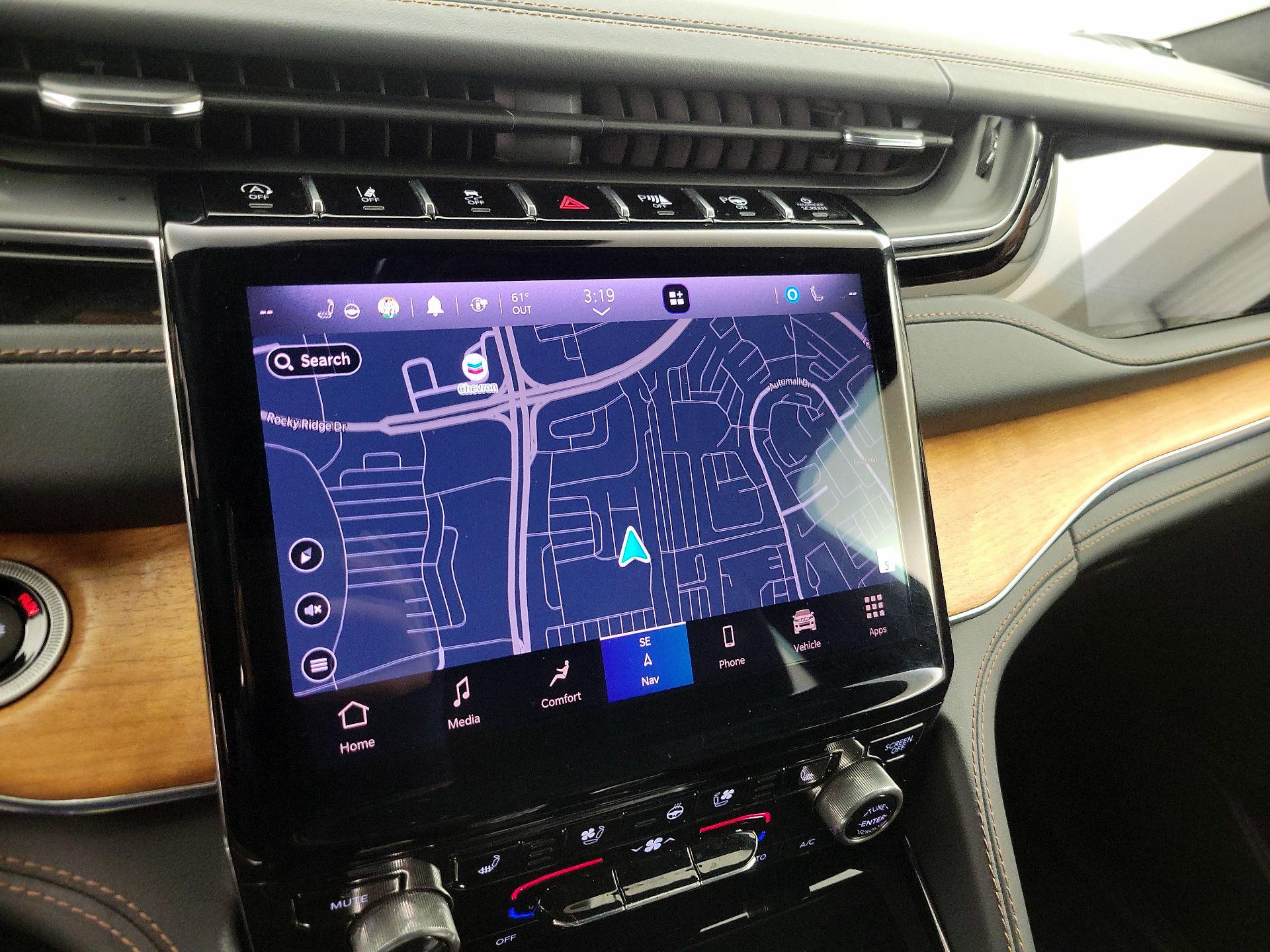 Thumbnail: 2023 Jeep Grand Cherokee - 13