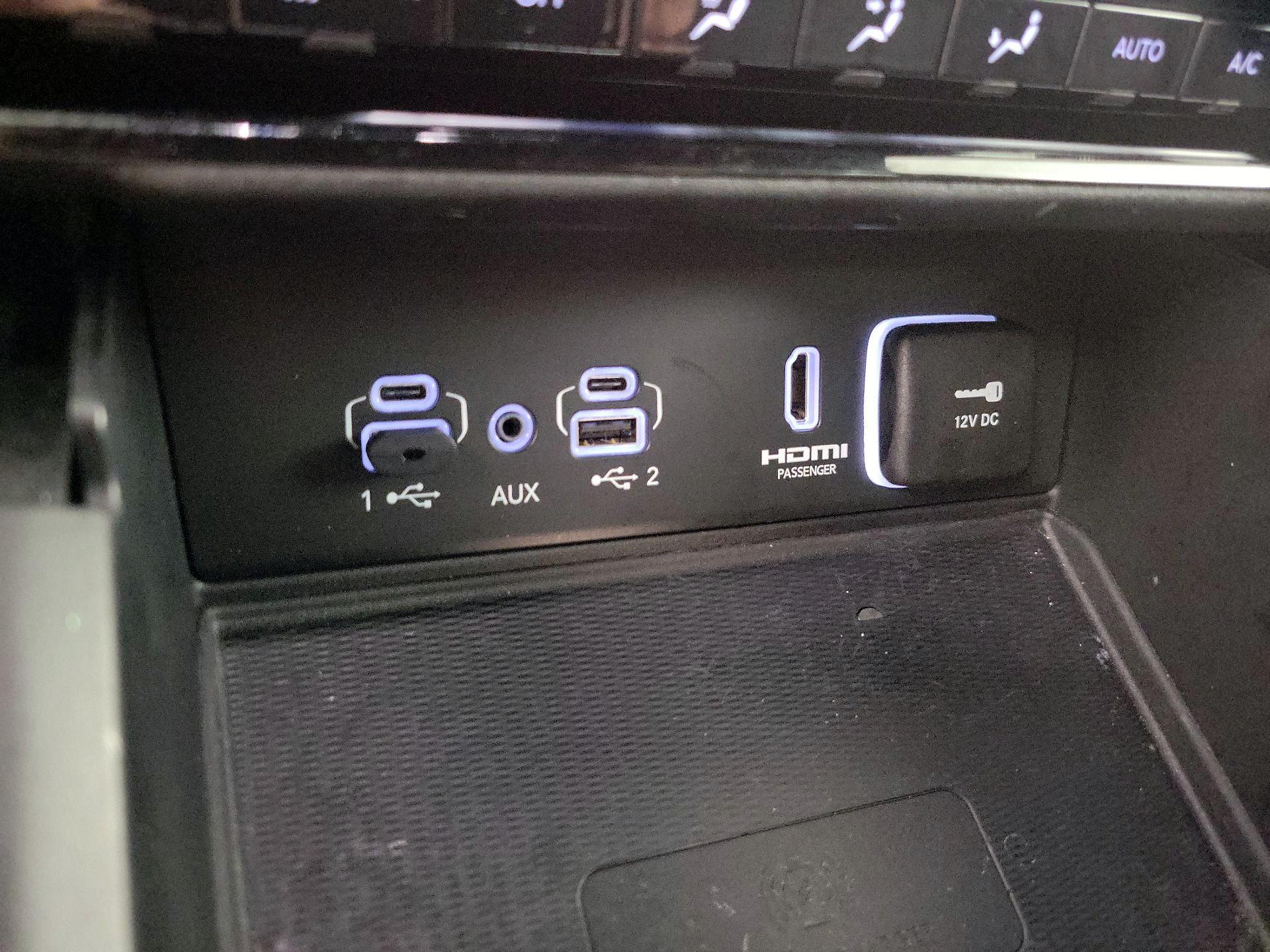 Thumbnail: 2023 Jeep Grand Cherokee - 18