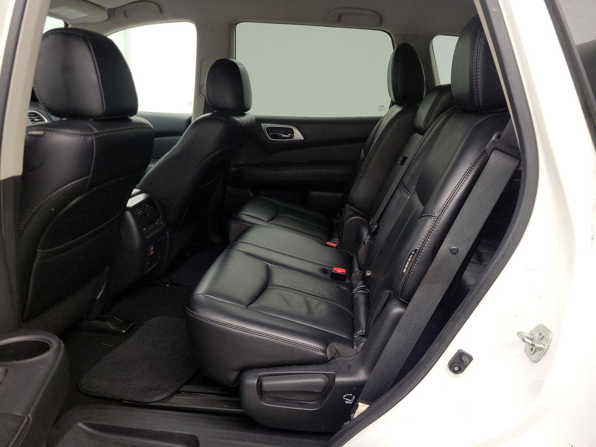 Thumbnail: 2018 Nissan Pathfinder - 20