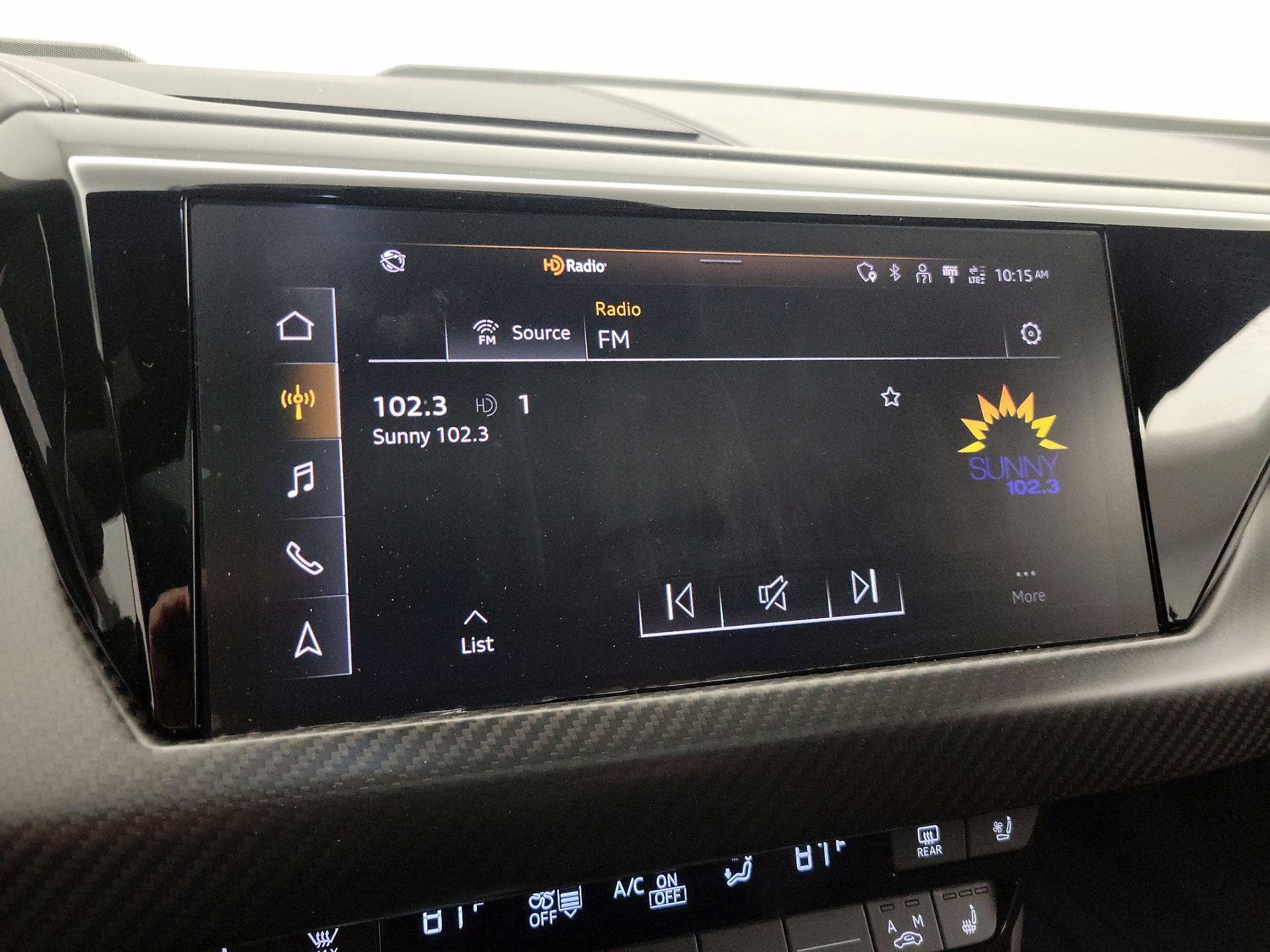 Thumbnail: 2022 Audi e-tron GT - 16