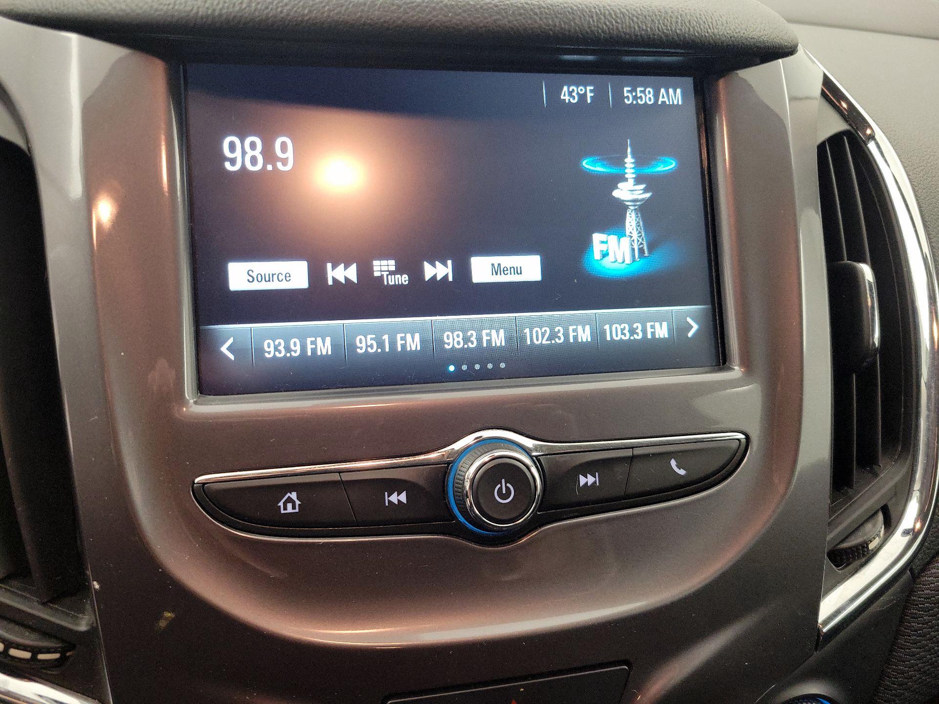 Thumbnail: 2018 Chevrolet Cruze - 15