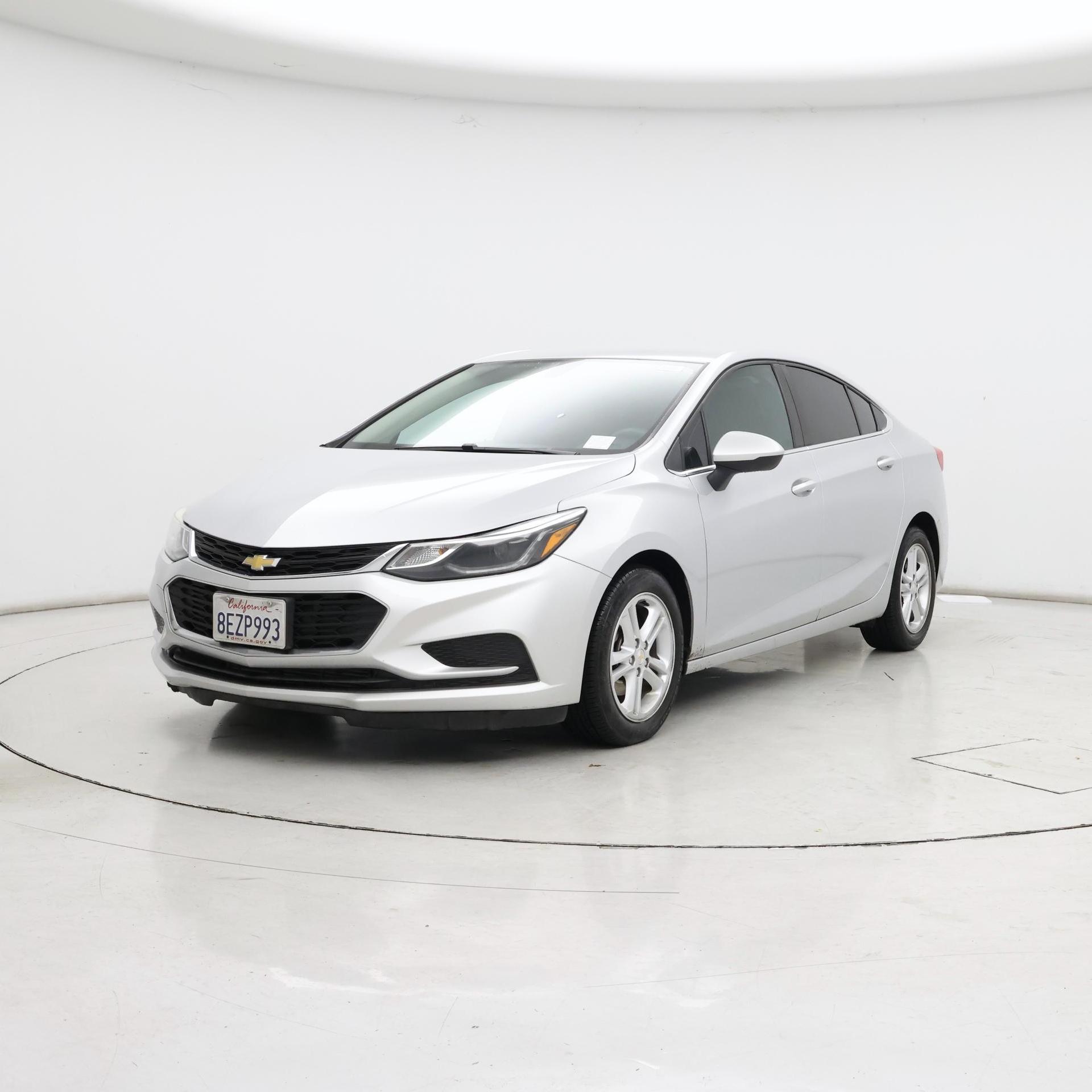 Thumbnail: 2018 Chevrolet Cruze - 4