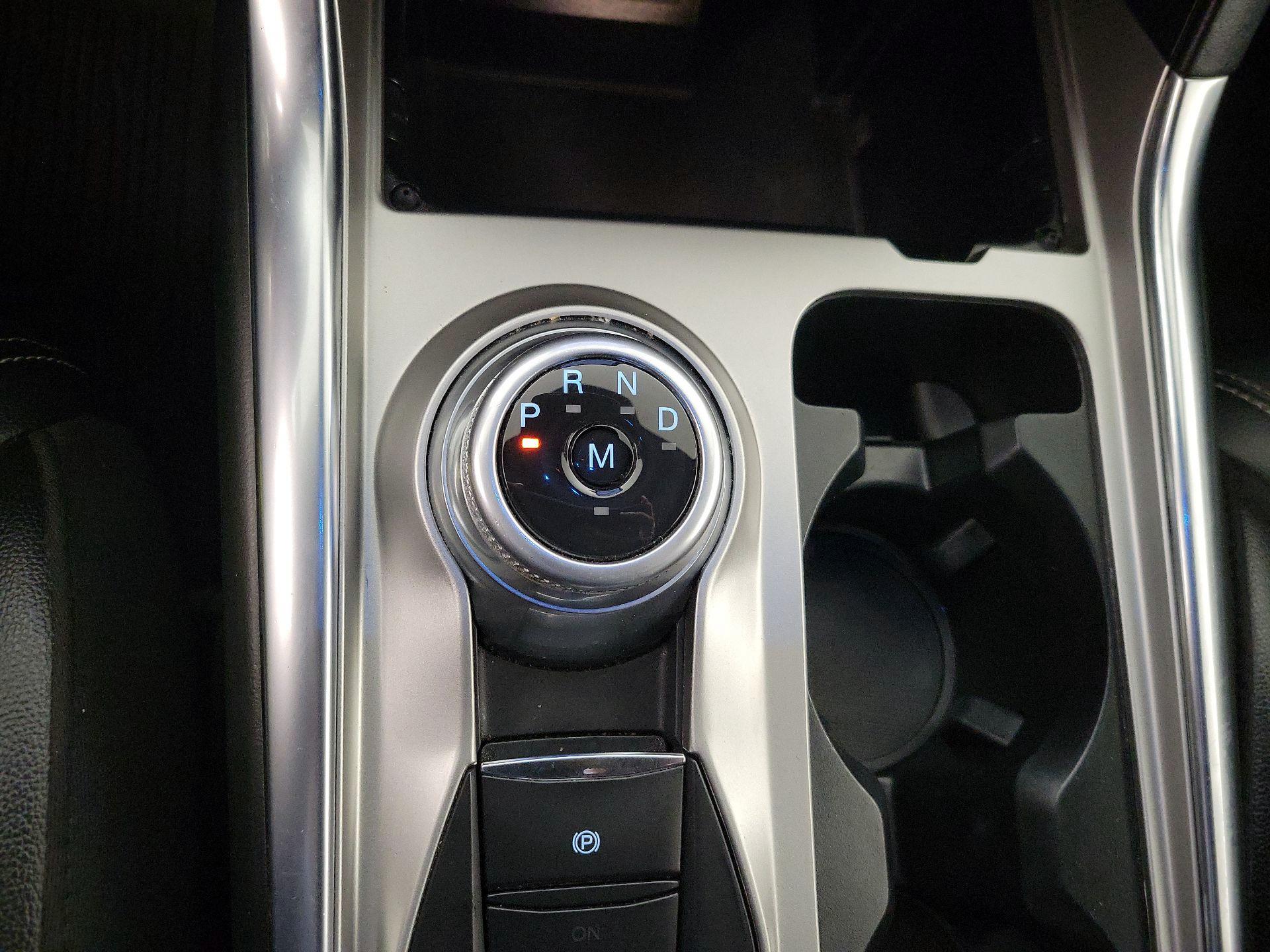 Thumbnail: 2020 Ford Explorer - 17