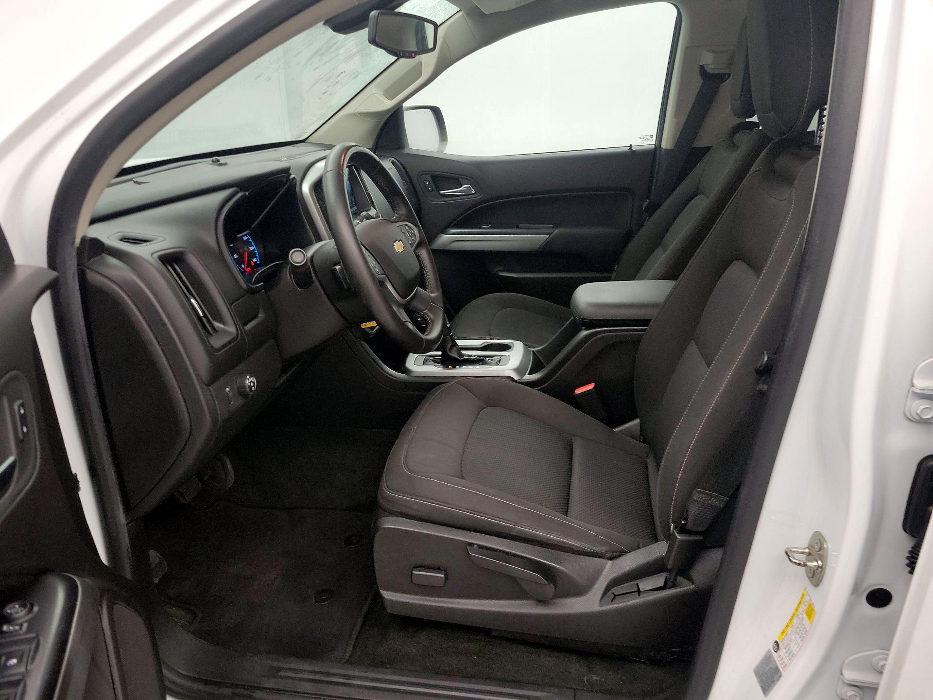 Thumbnail: 2016 Chevrolet Colorado - 11