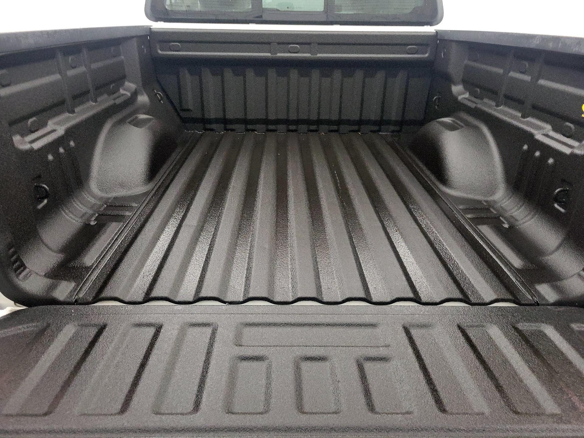 Thumbnail: 2016 Chevrolet Colorado - 20