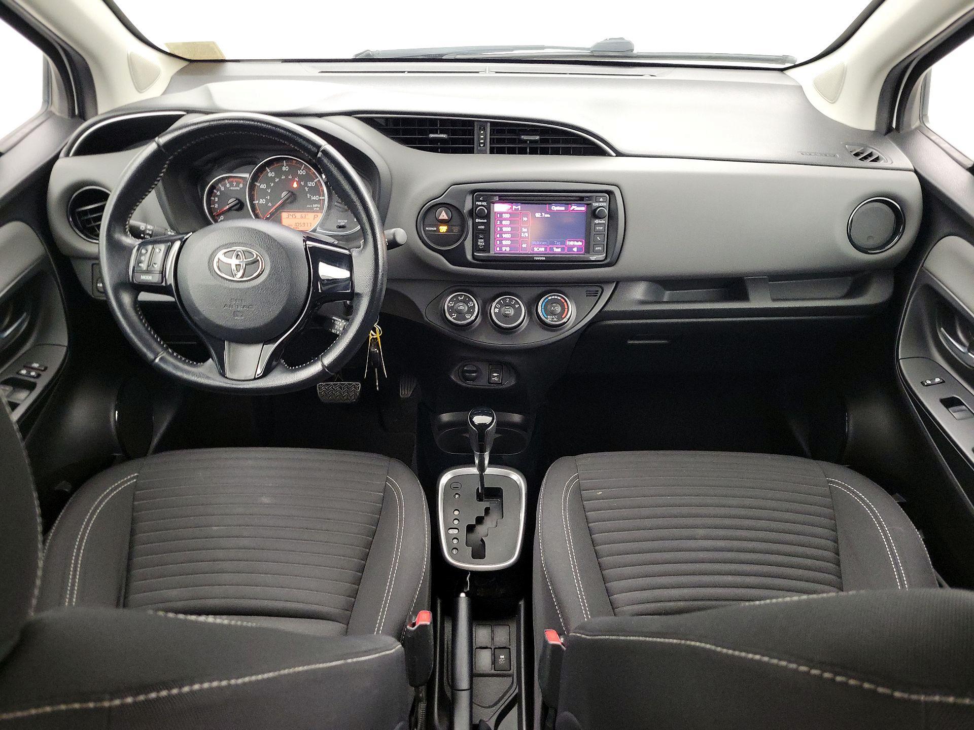 Thumbnail: 2015 Toyota Yaris - 9