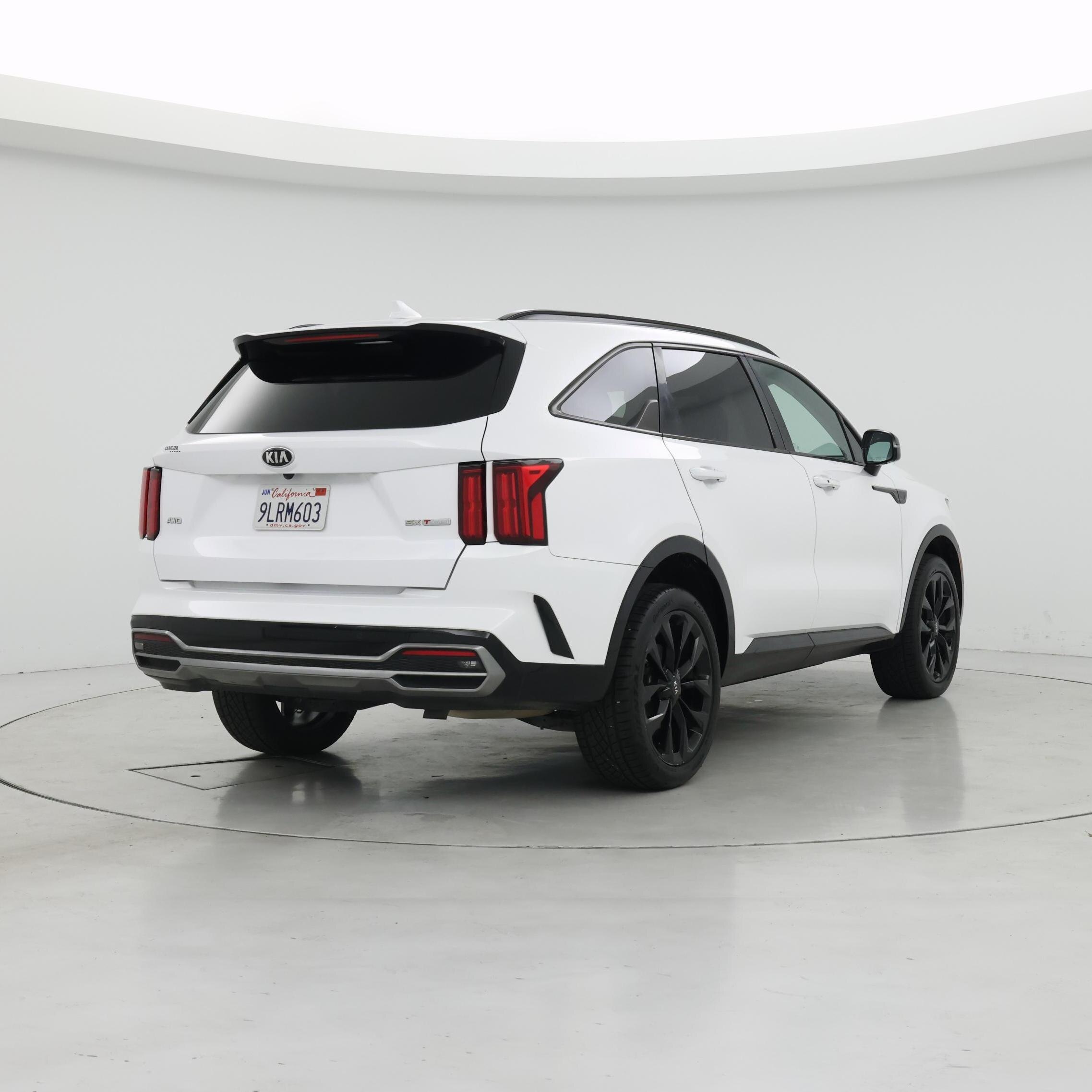 Thumbnail: 2021 Kia Sorento - 8