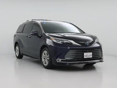 2022 Toyota Sienna Hybrid Platinum