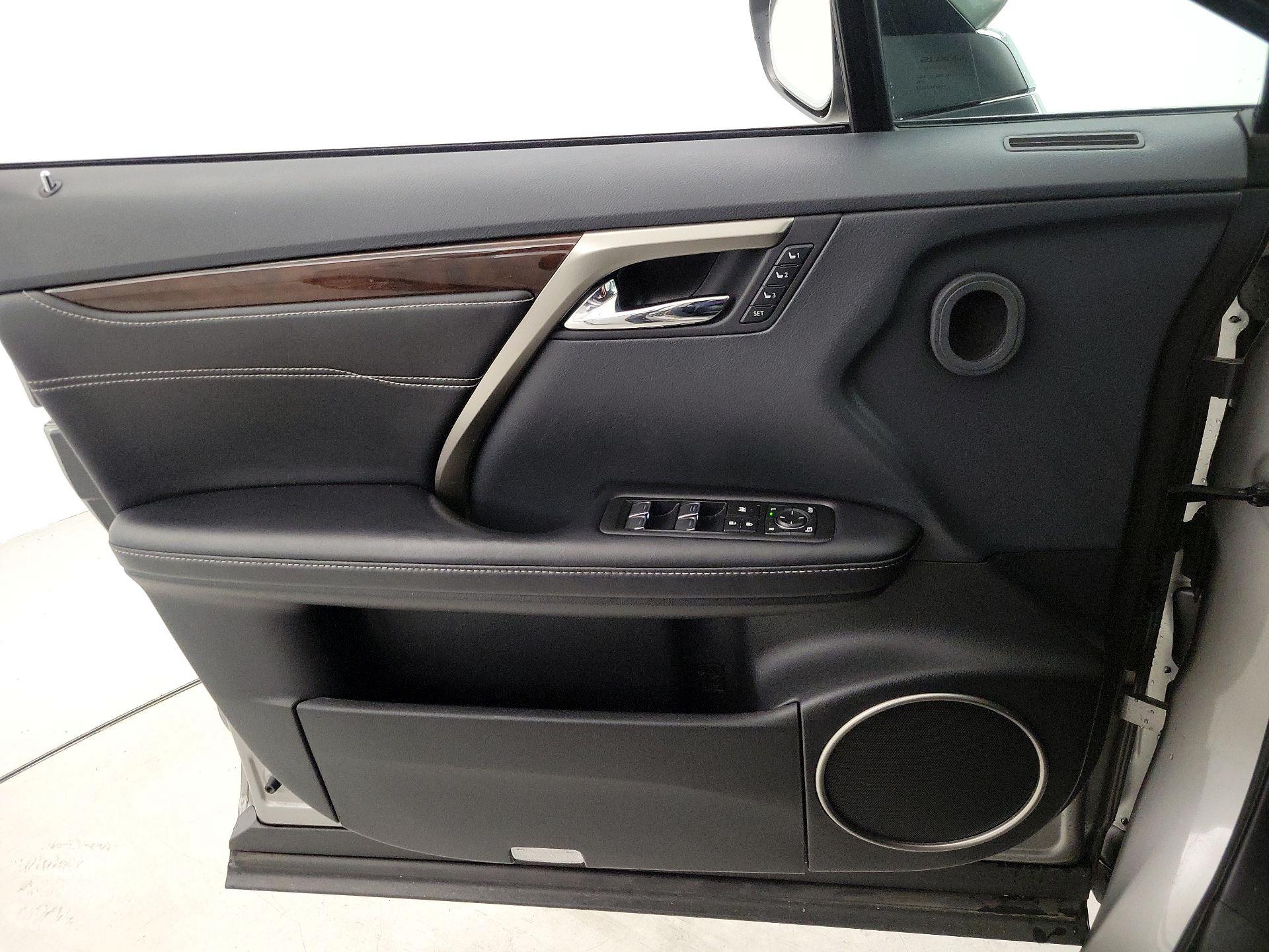 Thumbnail: 2018 Lexus RX - 12