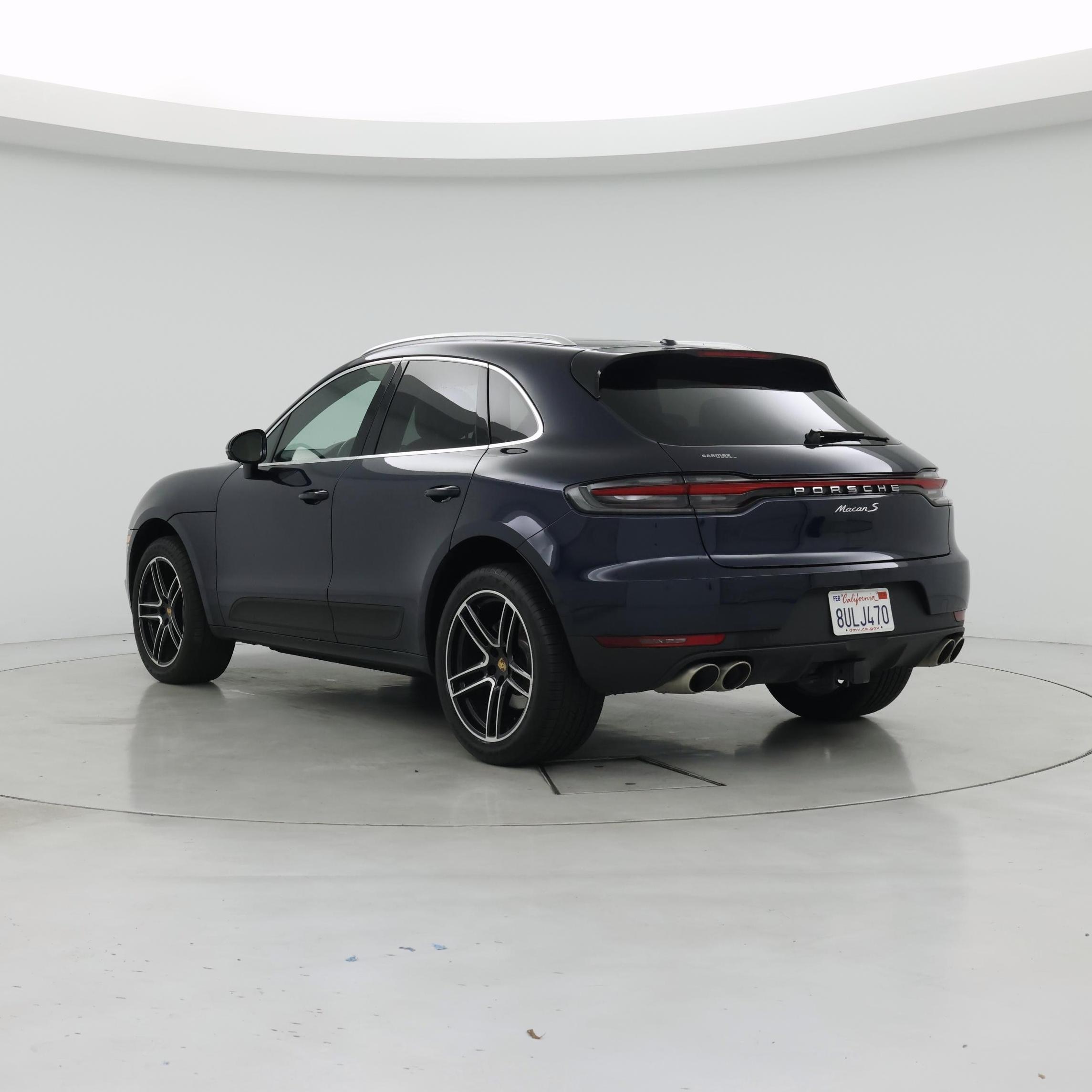 Thumbnail: 2021 Porsche Macan - 2