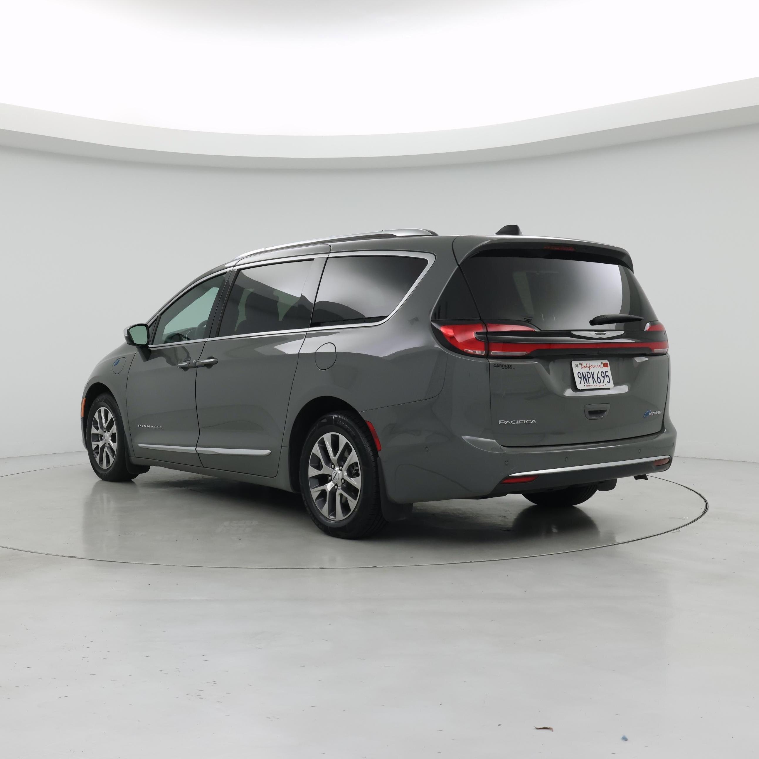 Thumbnail: 2023 Chrysler Pacifica - 2