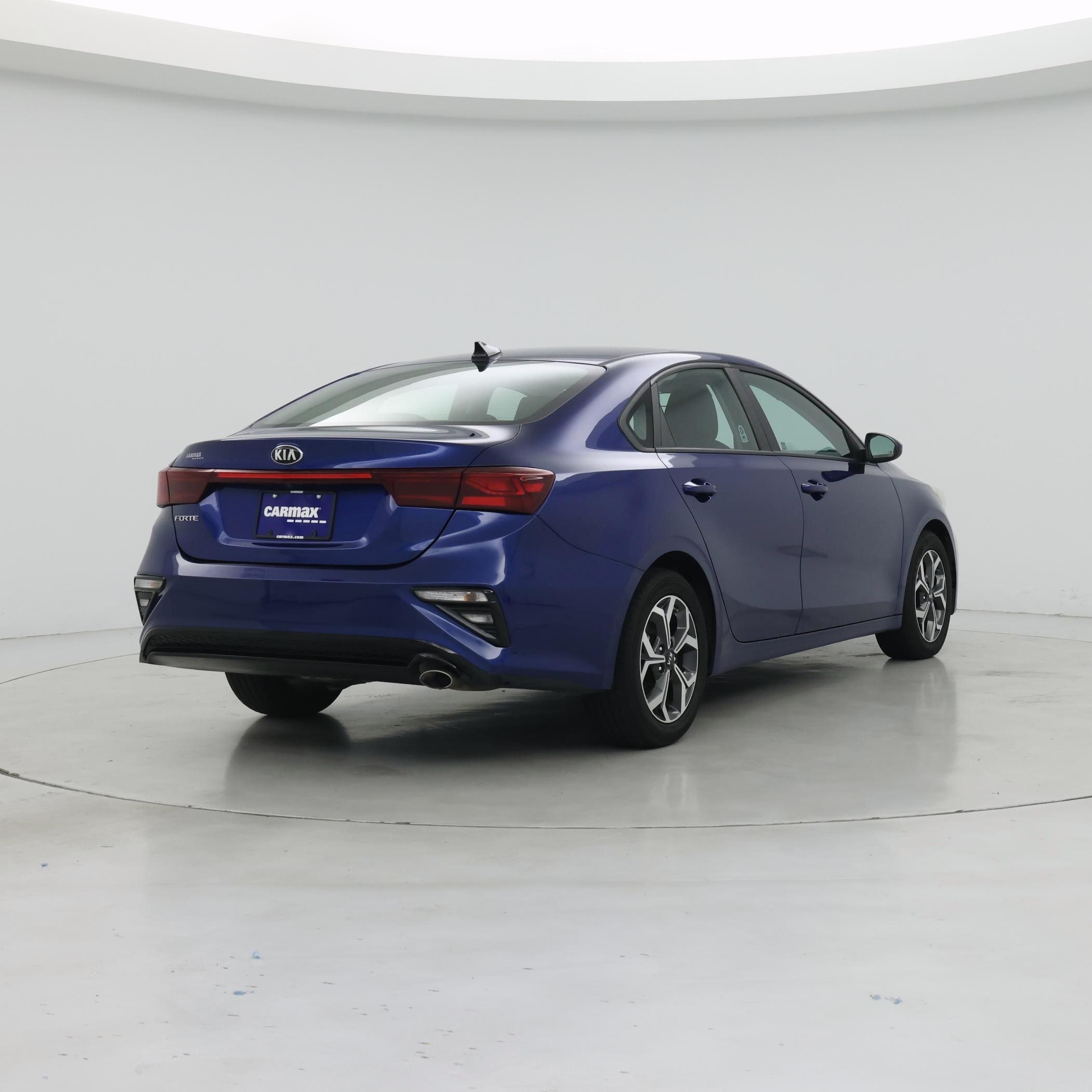 Thumbnail: 2020 Kia Forte - 8