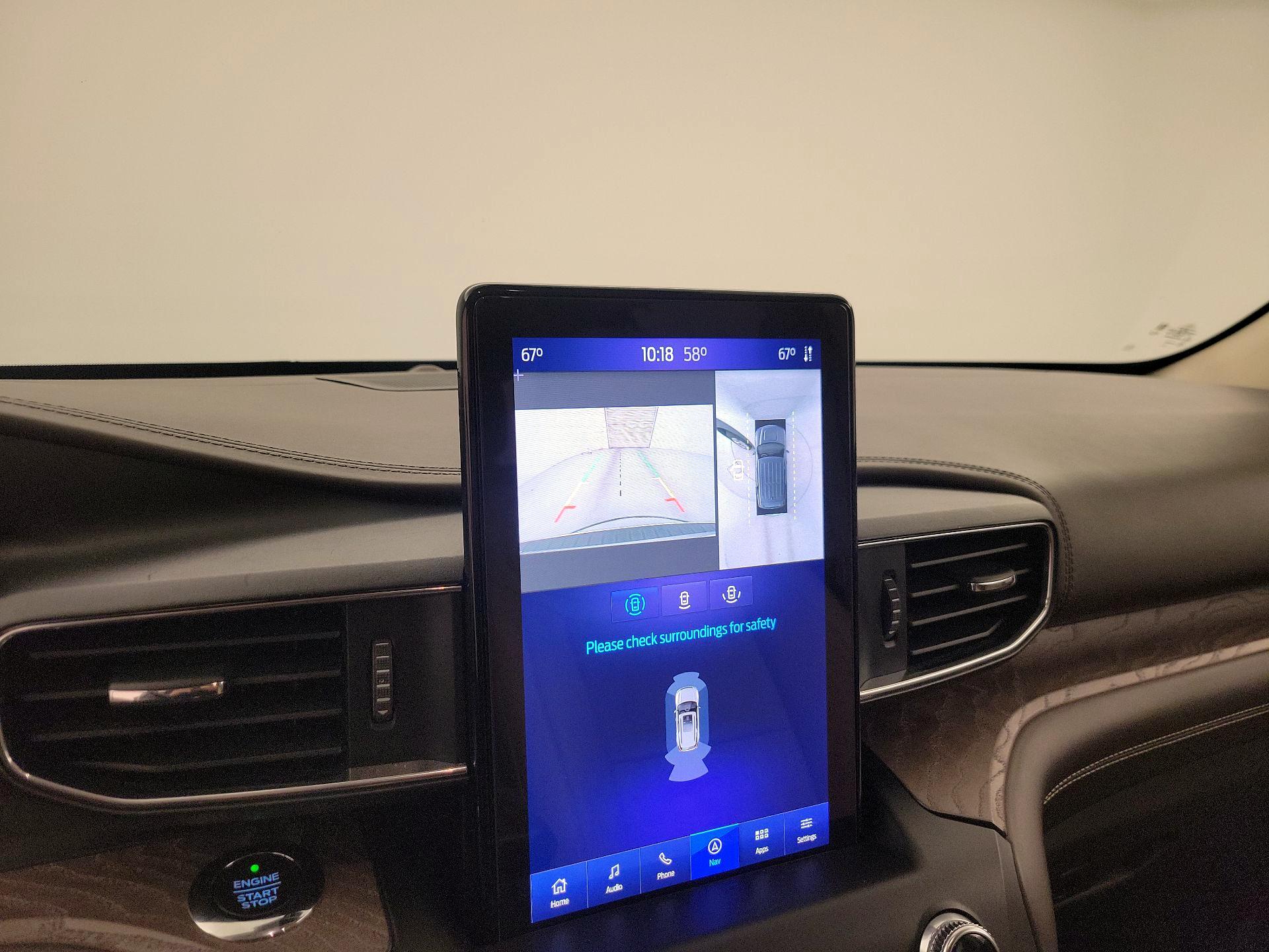 Thumbnail: 2020 Ford Explorer - 14