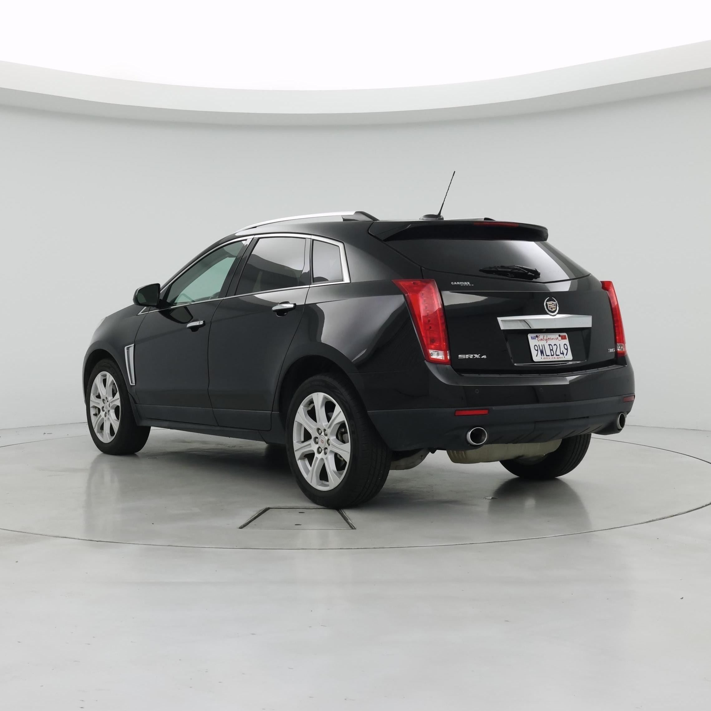 Thumbnail: 2016 Cadillac SRX - 2