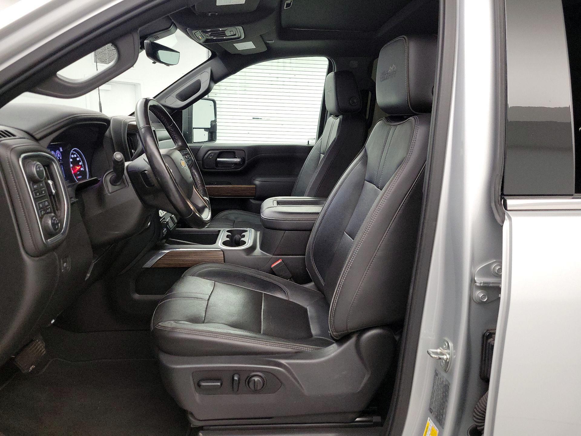 Thumbnail: 2021 Chevrolet Silverado 3500 - 11