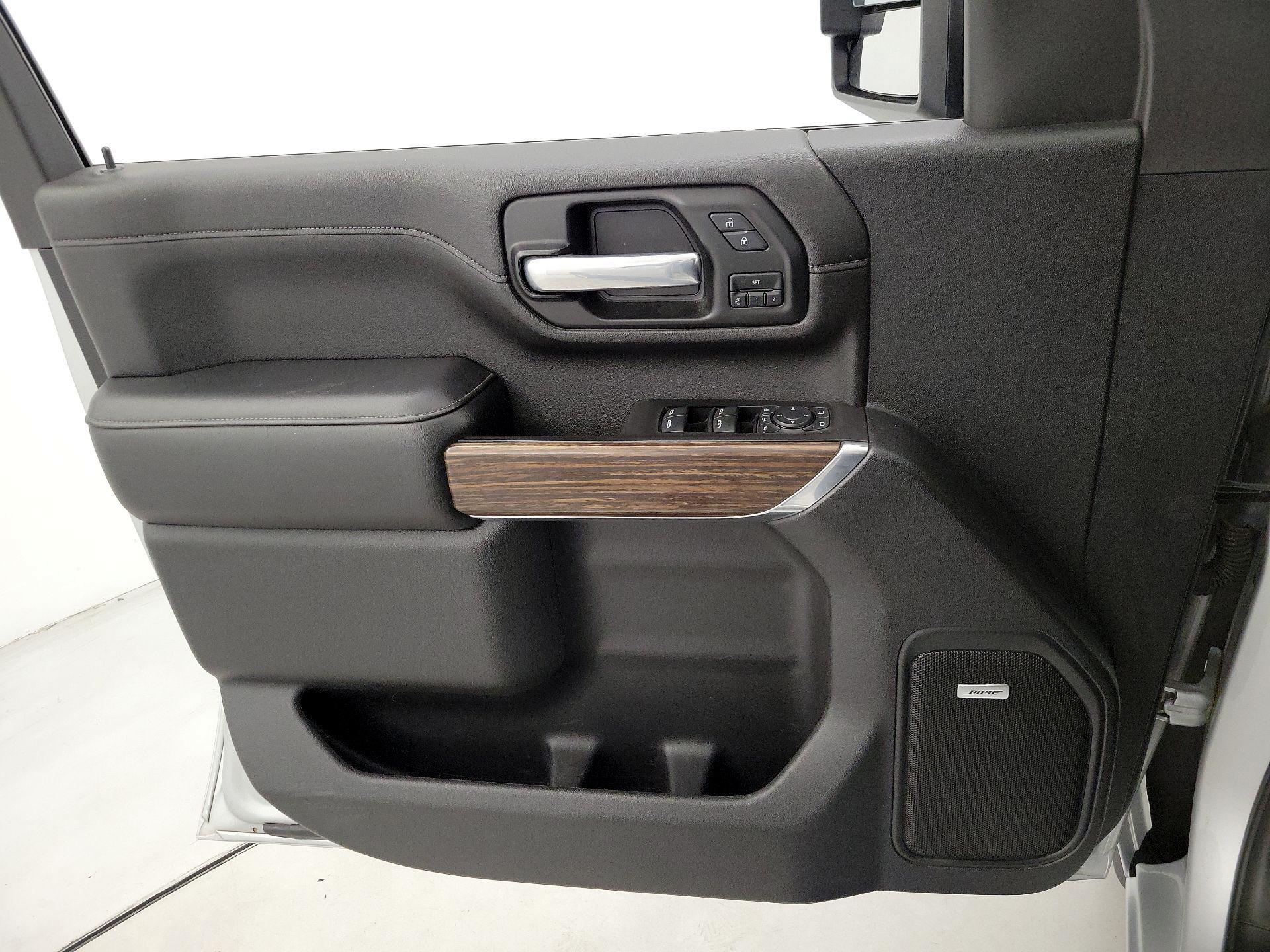 Thumbnail: 2021 Chevrolet Silverado 3500 - 12