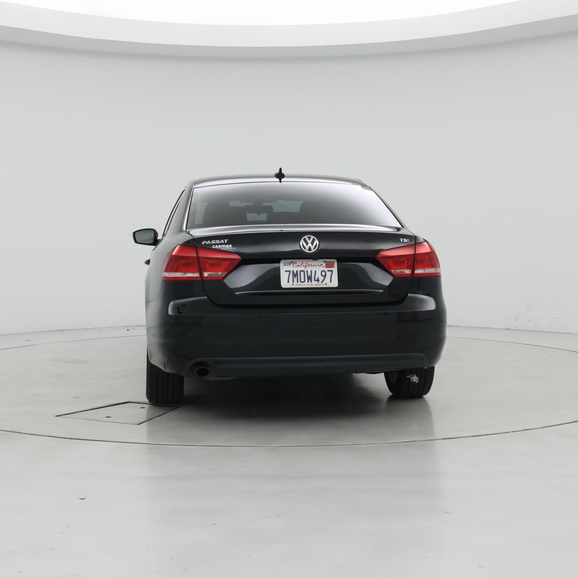 Thumbnail: 2015 Volkswagen Passat - 6