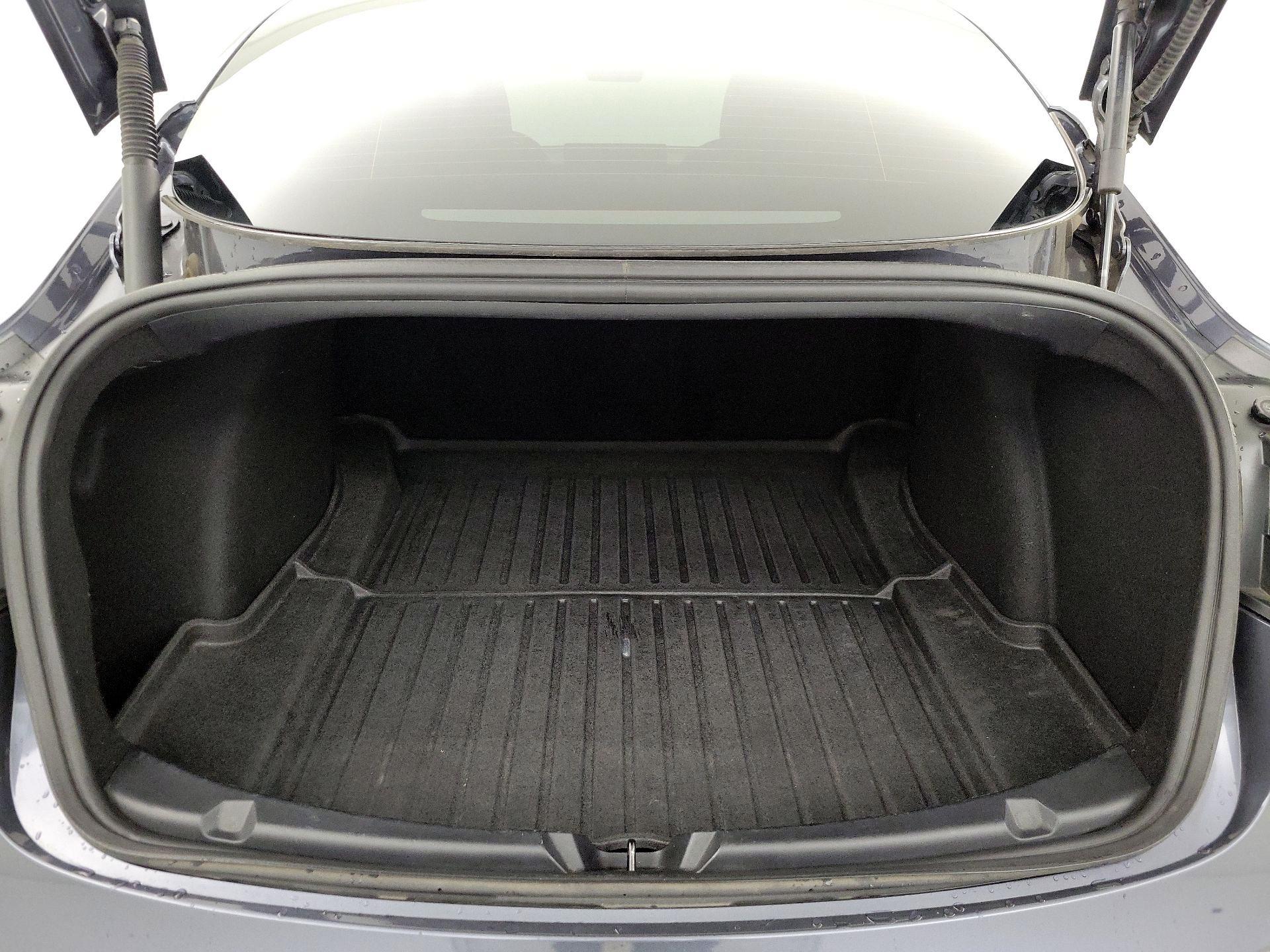 Thumbnail: 2022 Tesla Model 3 - 19