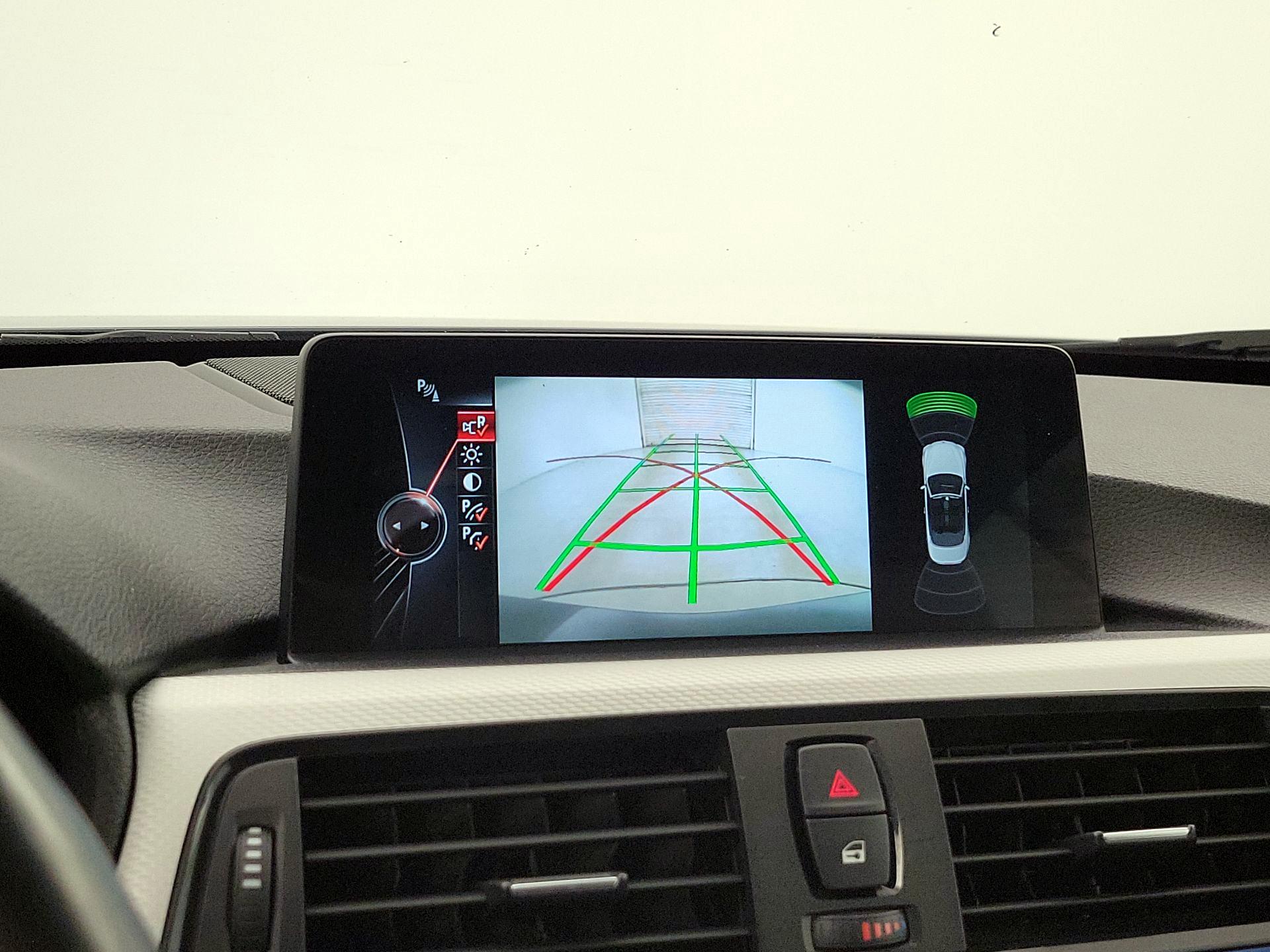 Thumbnail: 2016 BMW 4 Series - 14