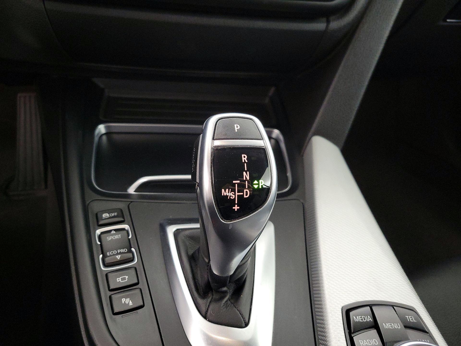 Thumbnail: 2016 BMW 4 Series - 17