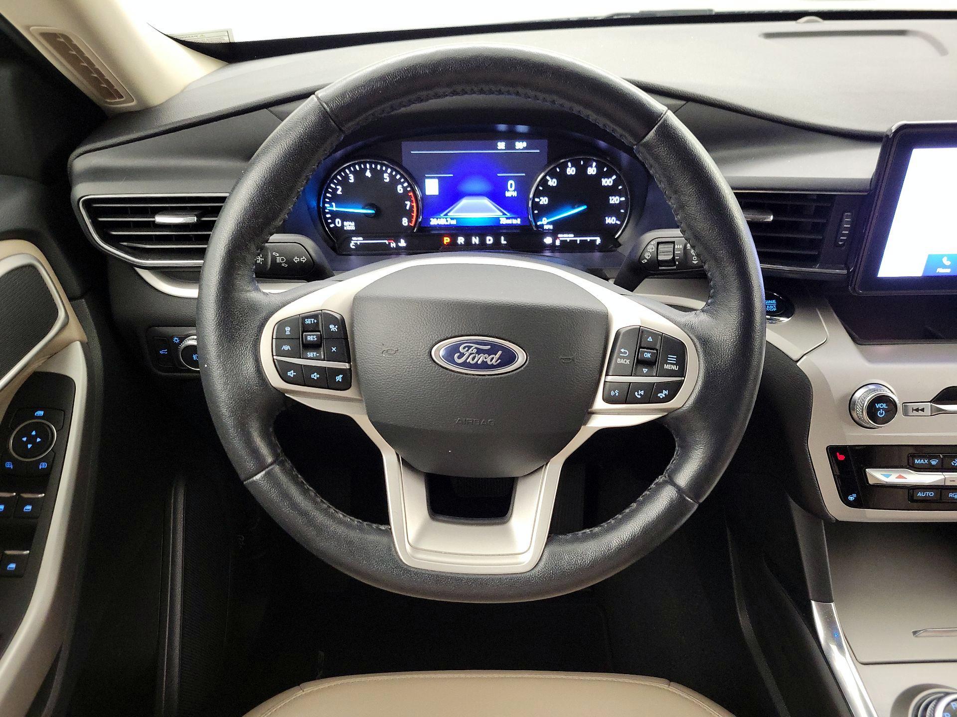 Thumbnail: 2022 Ford Explorer - 10