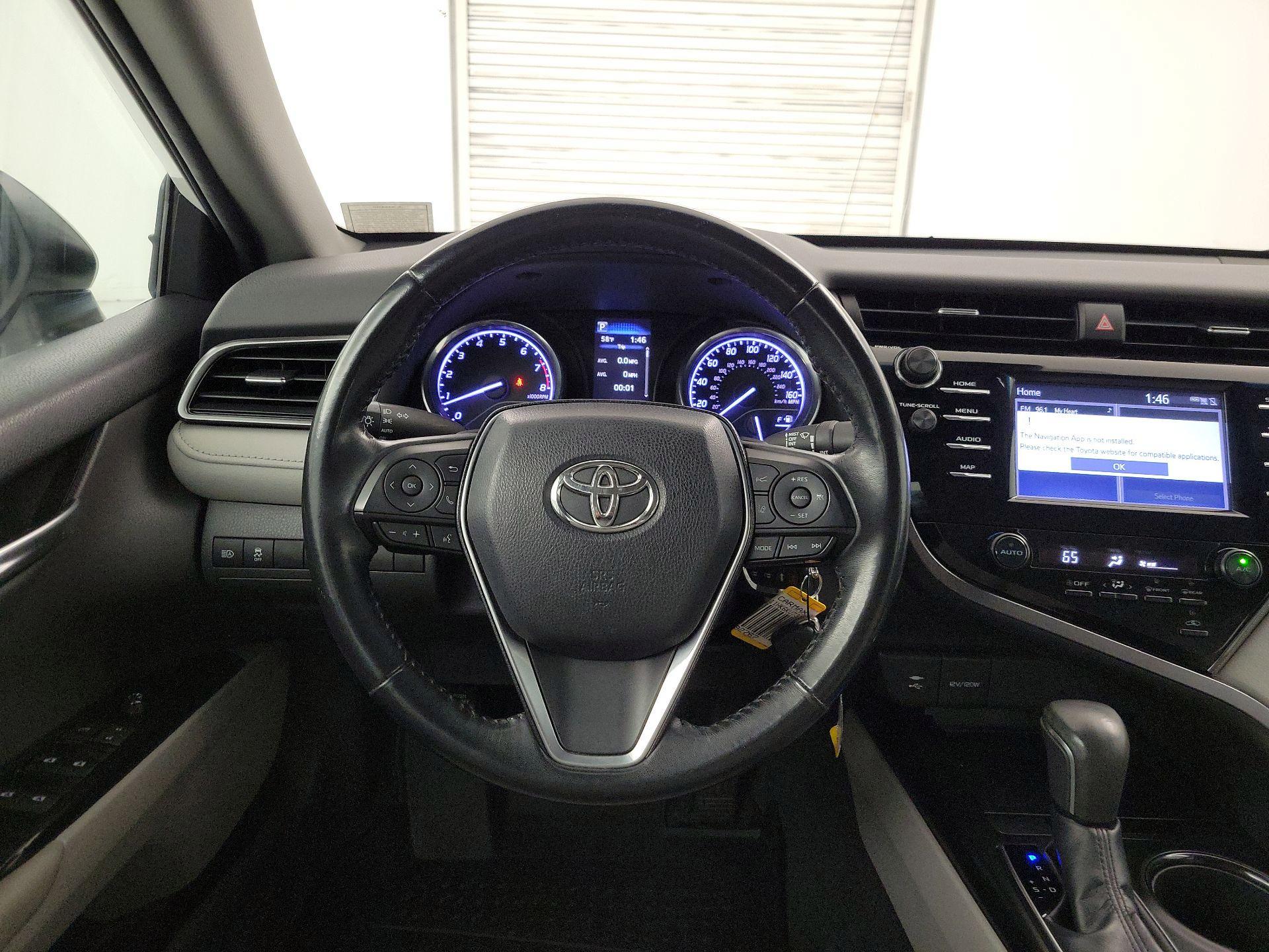 Thumbnail: 2019 Toyota Camry - 10