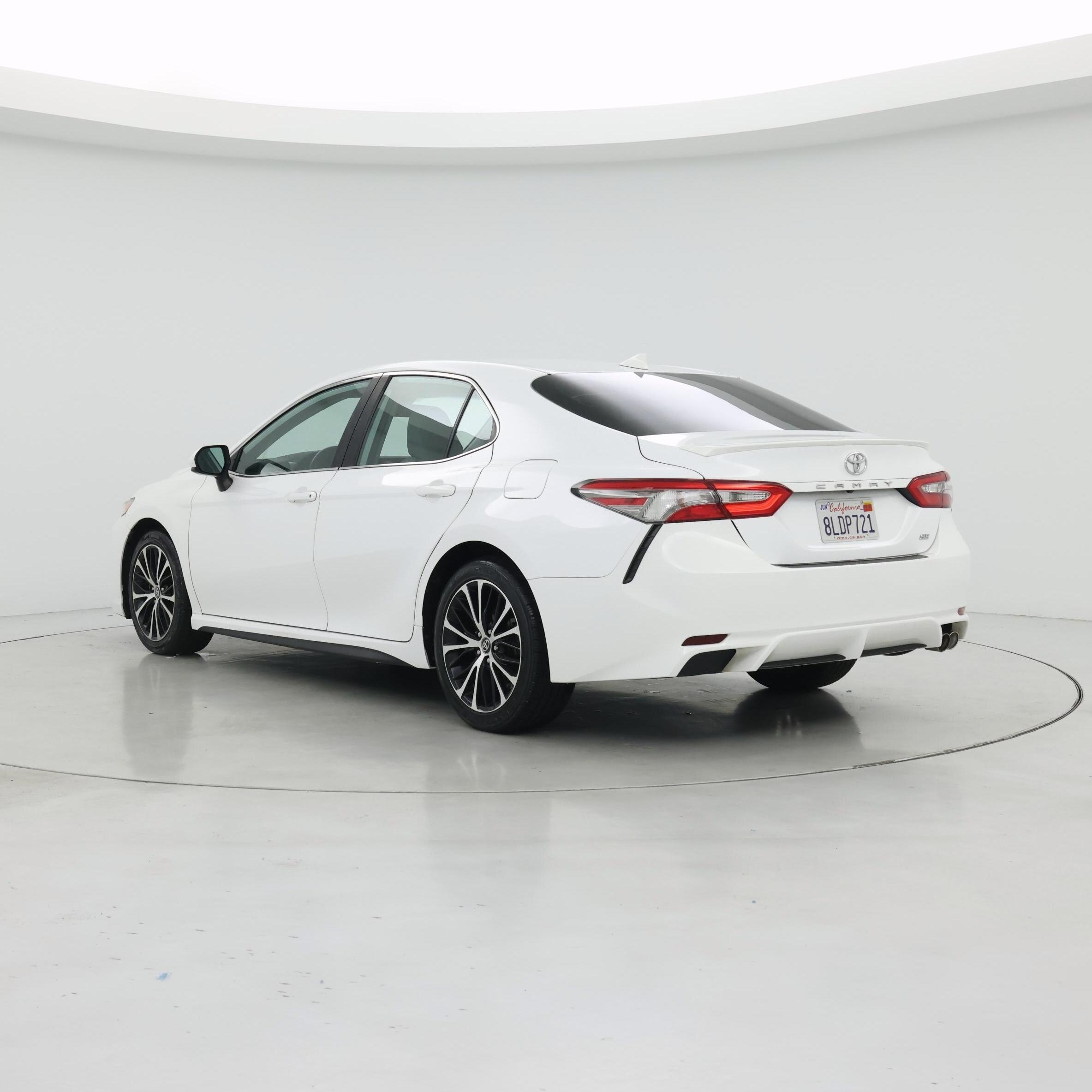 Thumbnail: 2019 Toyota Camry - 2