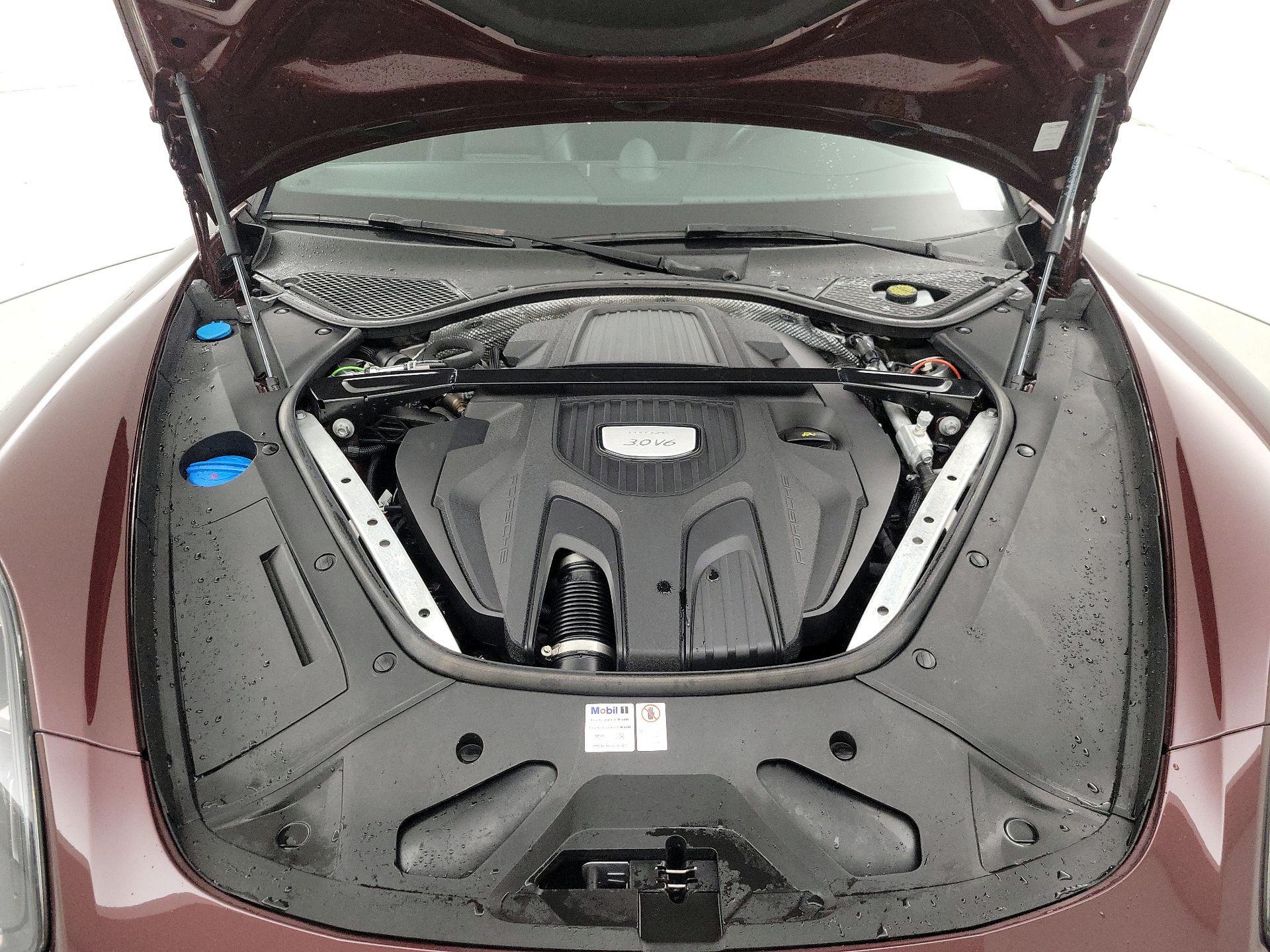 Thumbnail: 2018 Porsche Panamera - 20