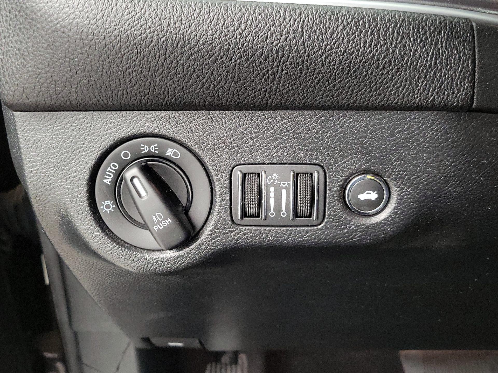 Thumbnail: 2020 Dodge Challenger - 13