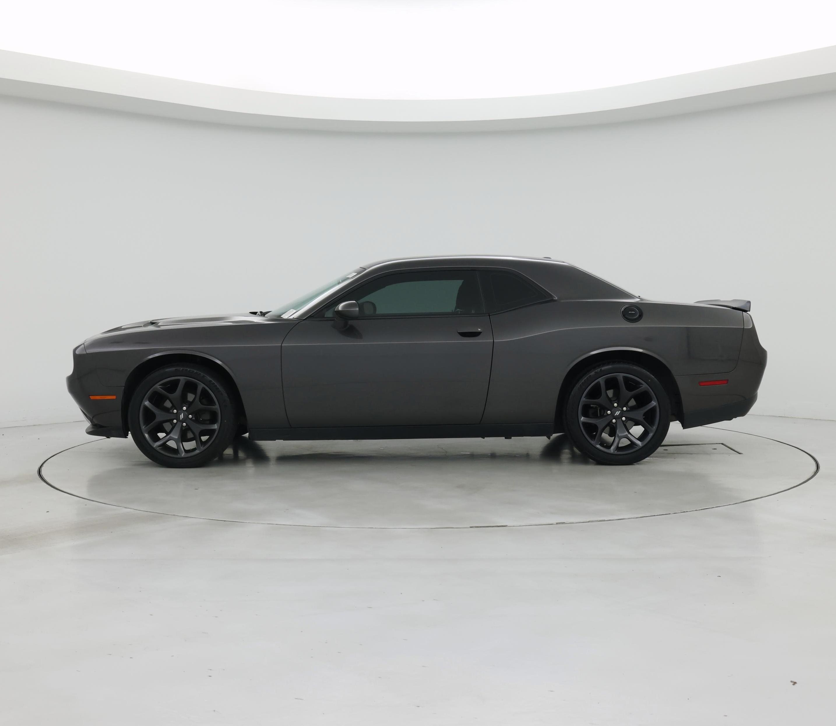 Thumbnail: 2020 Dodge Challenger - 3
