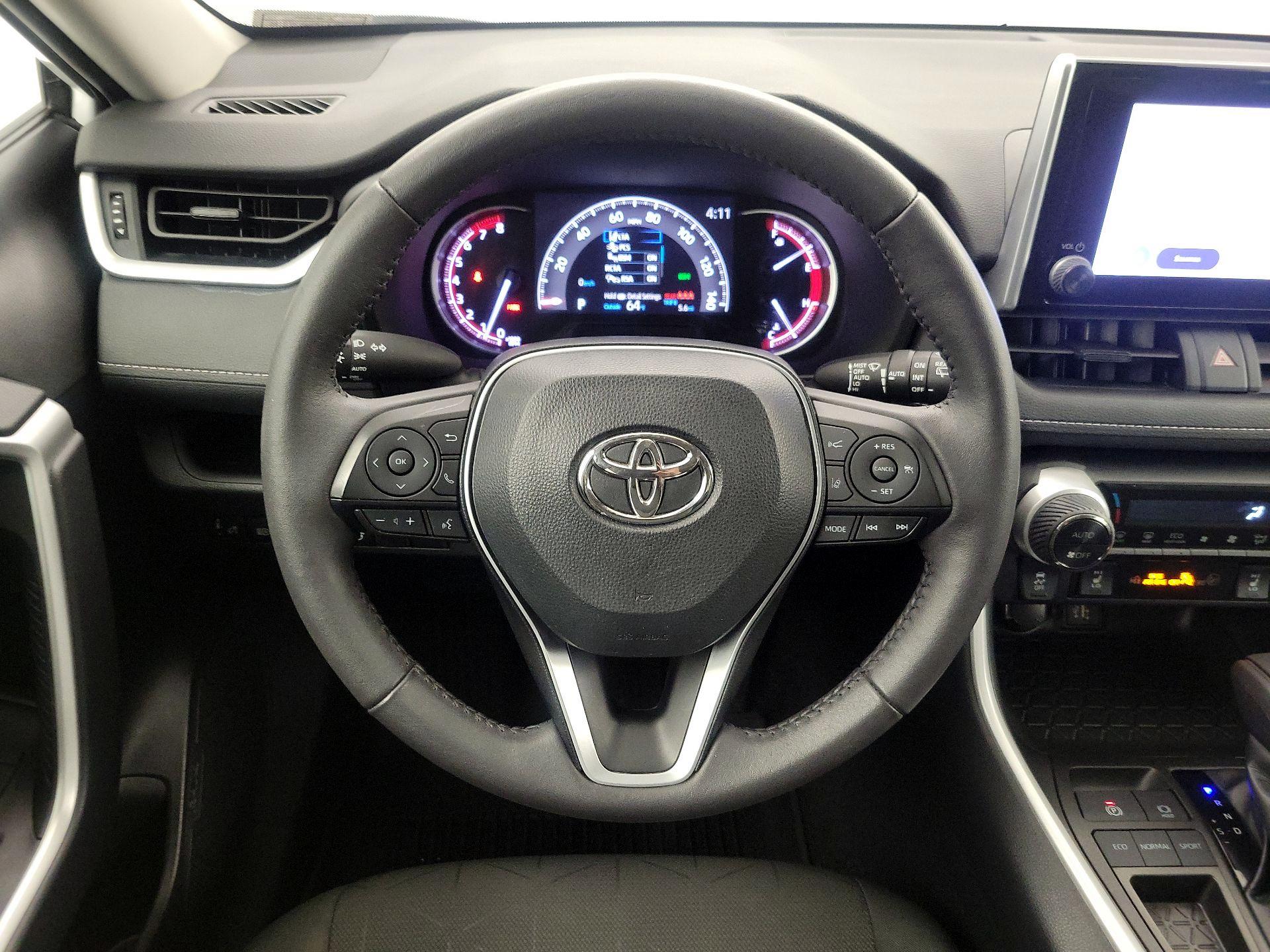 Thumbnail: 2023 Toyota RAV4 - 10