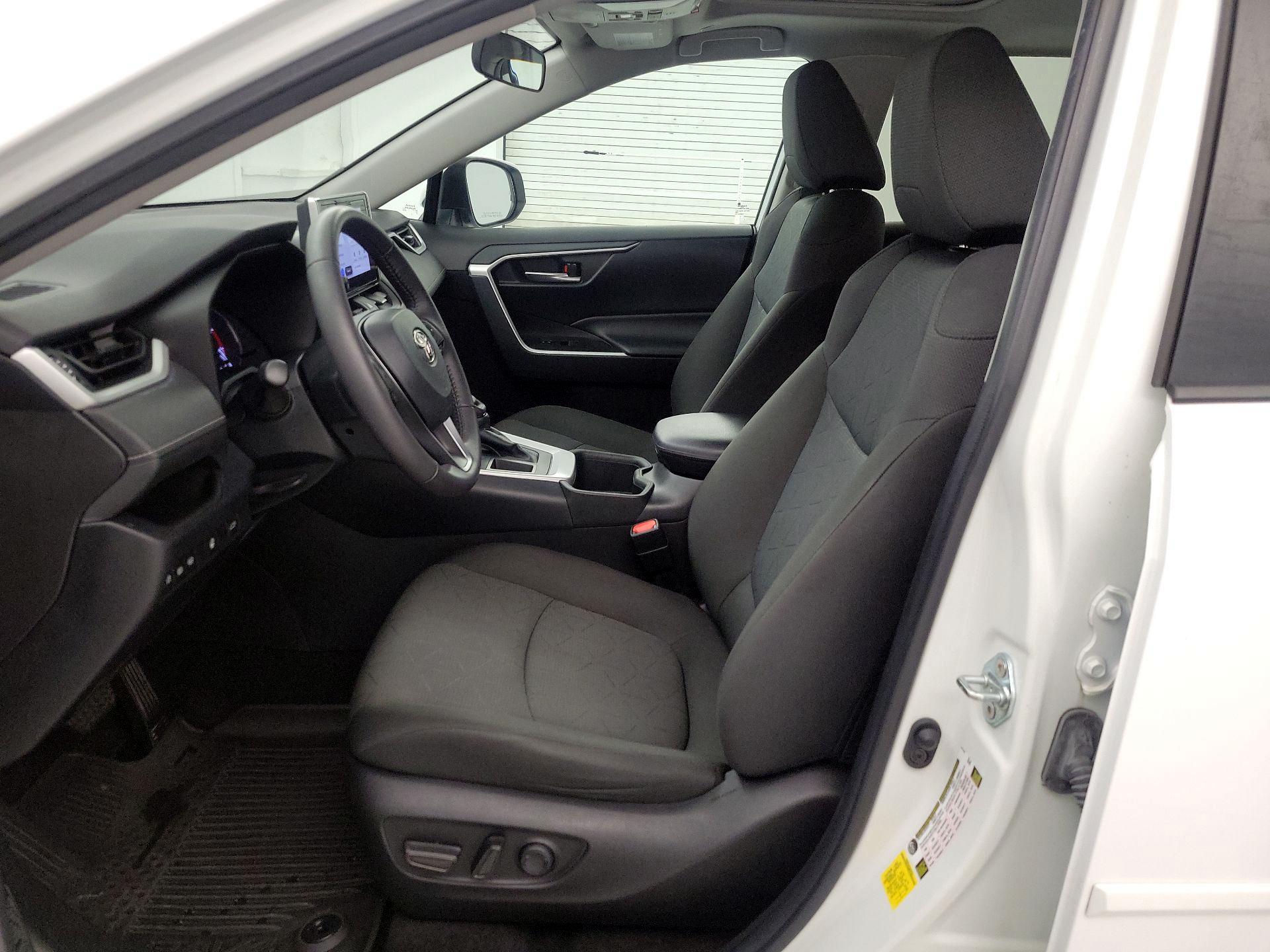 Thumbnail: 2023 Toyota RAV4 - 11