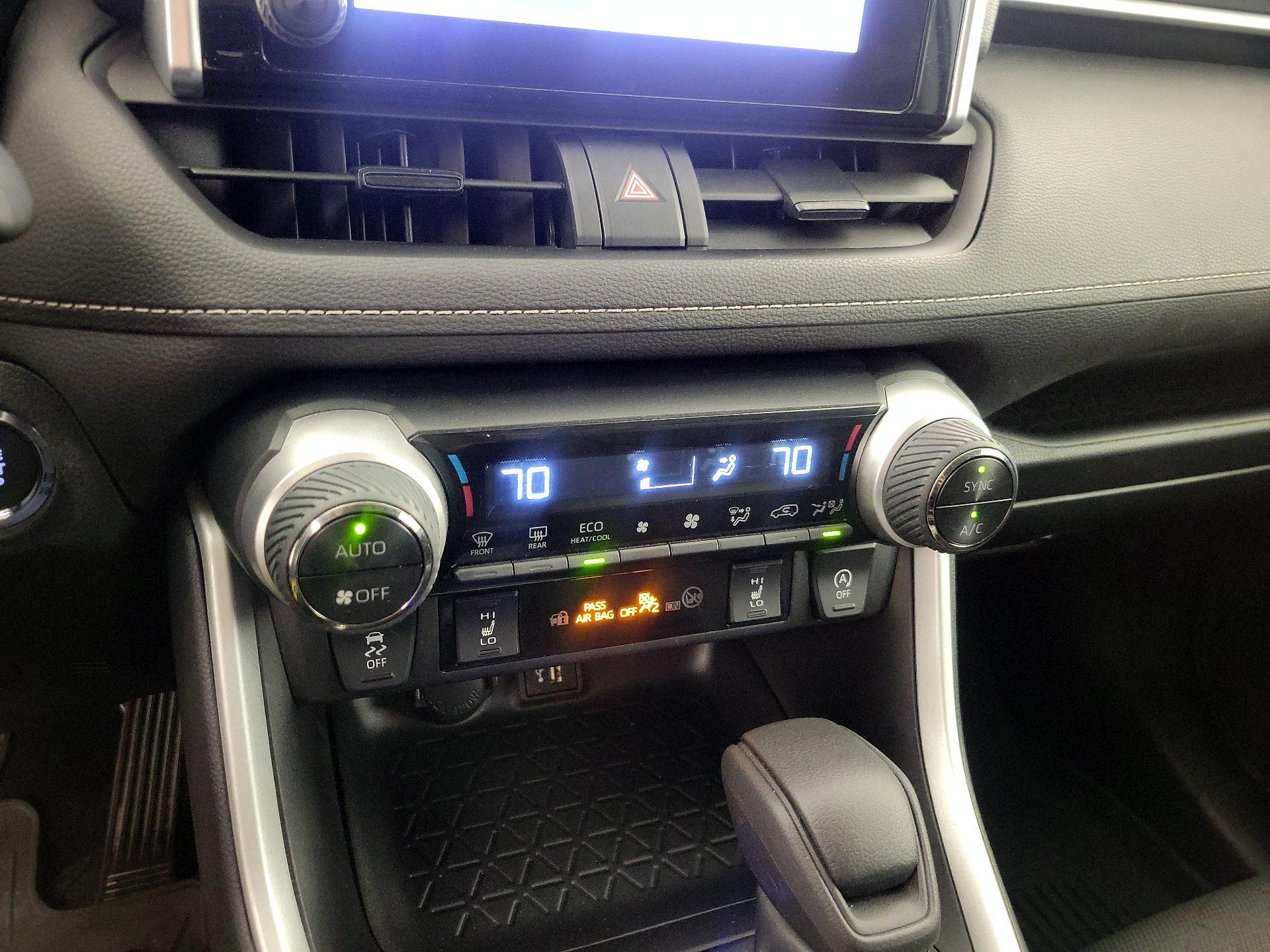 Thumbnail: 2023 Toyota RAV4 - 16