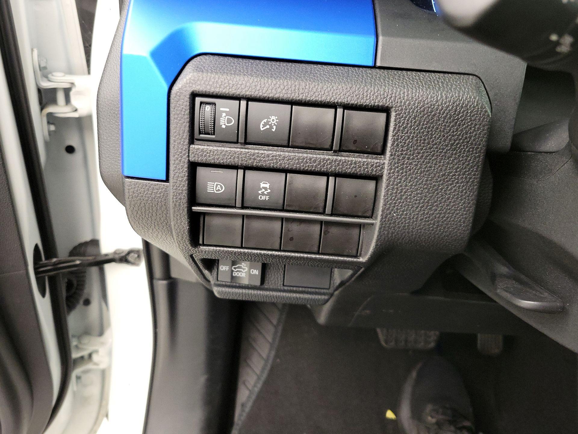 Thumbnail: 2024 Toyota Tacoma - 13