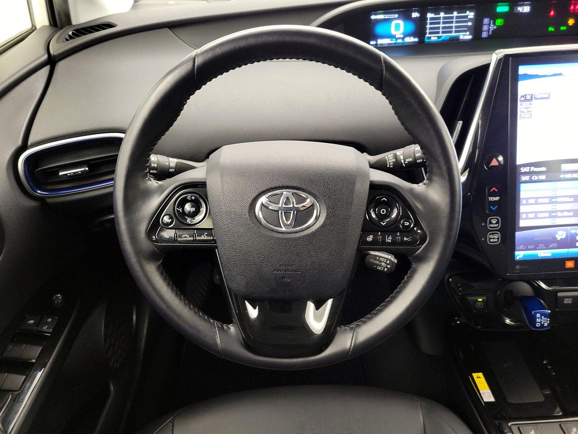 Thumbnail: 2022 Toyota Prius - 10