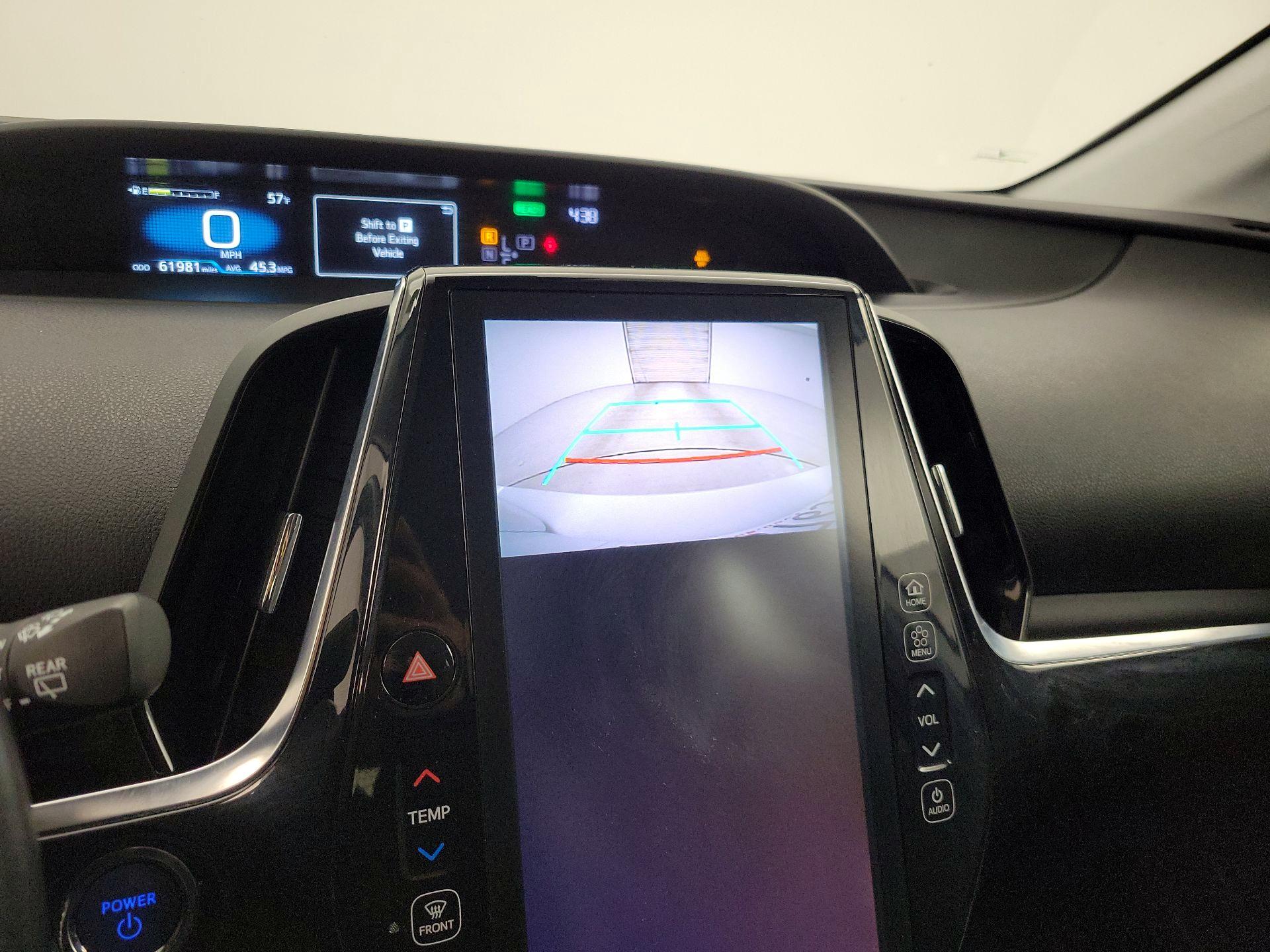 Thumbnail: 2022 Toyota Prius - 15