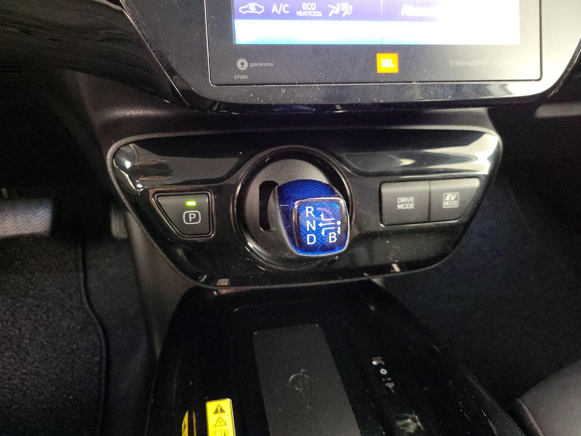 Thumbnail: 2022 Toyota Prius - 18