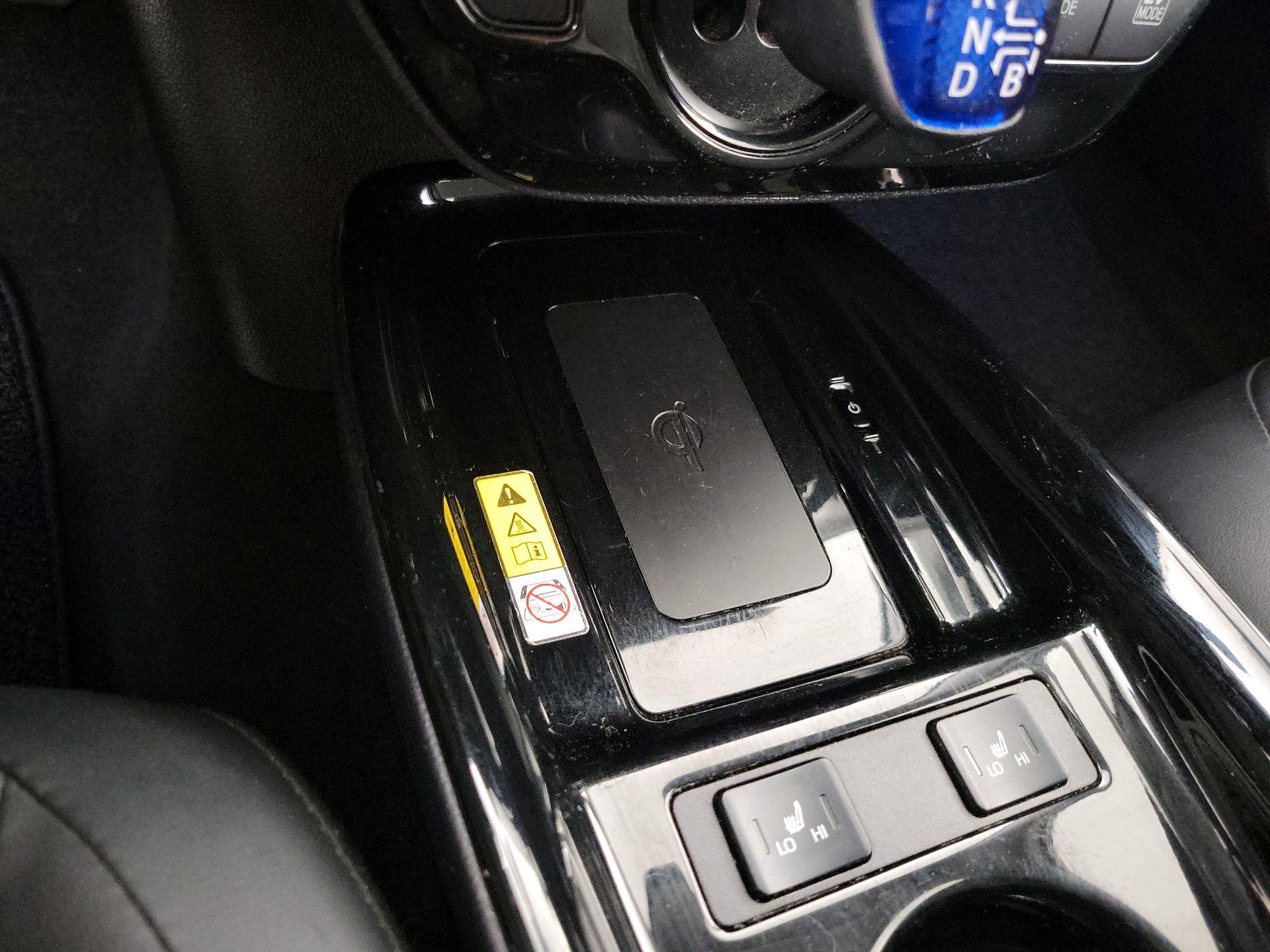 Thumbnail: 2022 Toyota Prius - 19