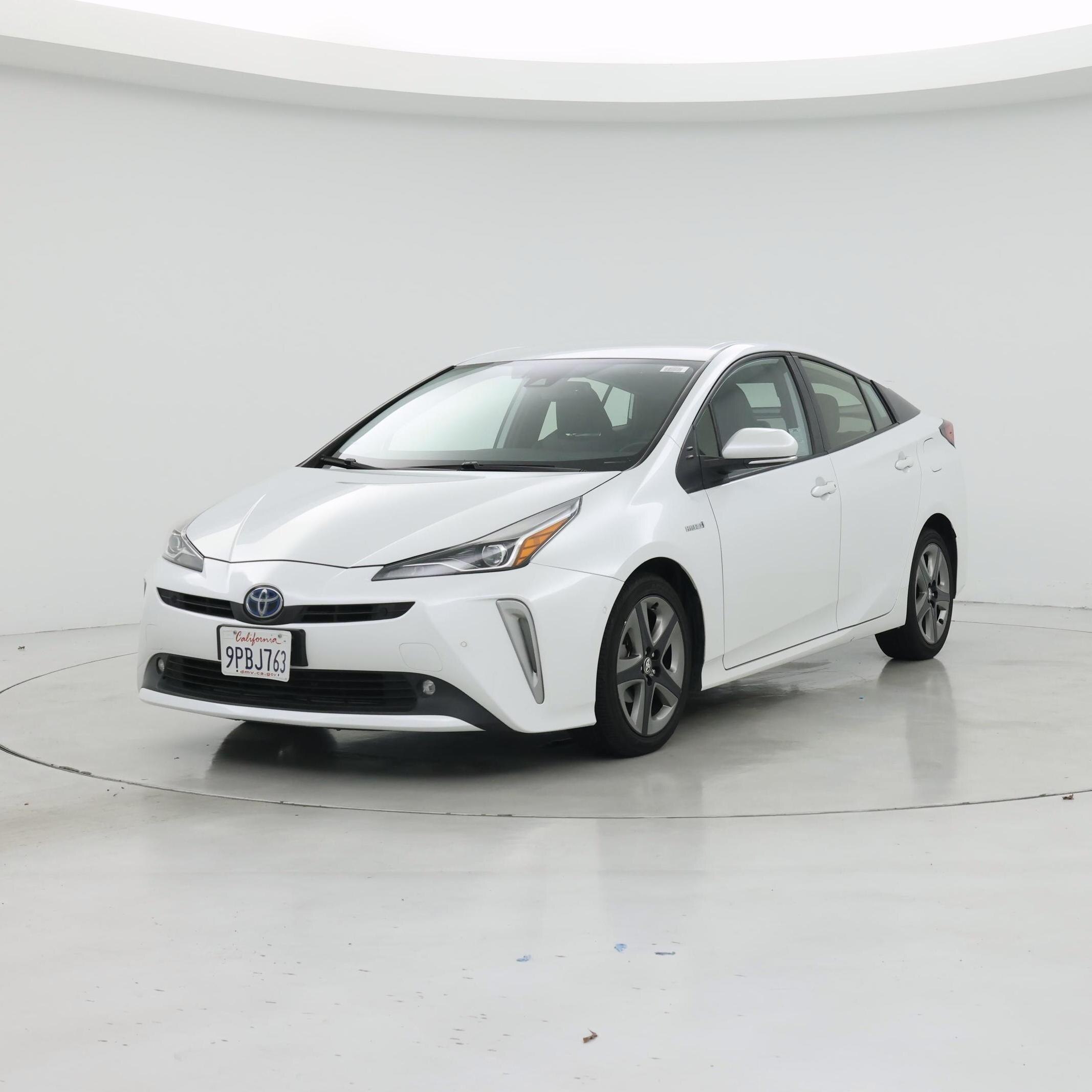 Thumbnail: 2022 Toyota Prius - 4