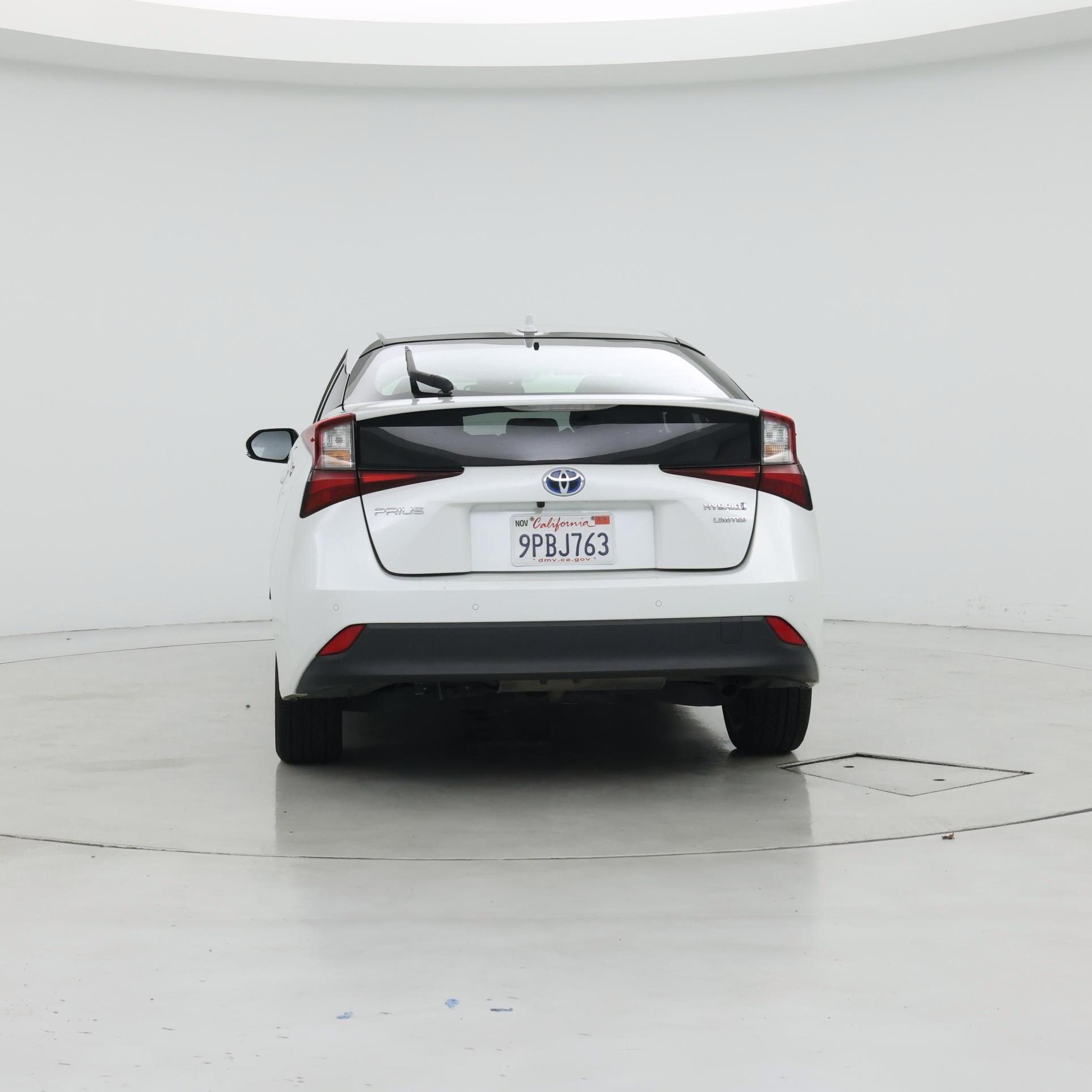 Thumbnail: 2022 Toyota Prius - 6